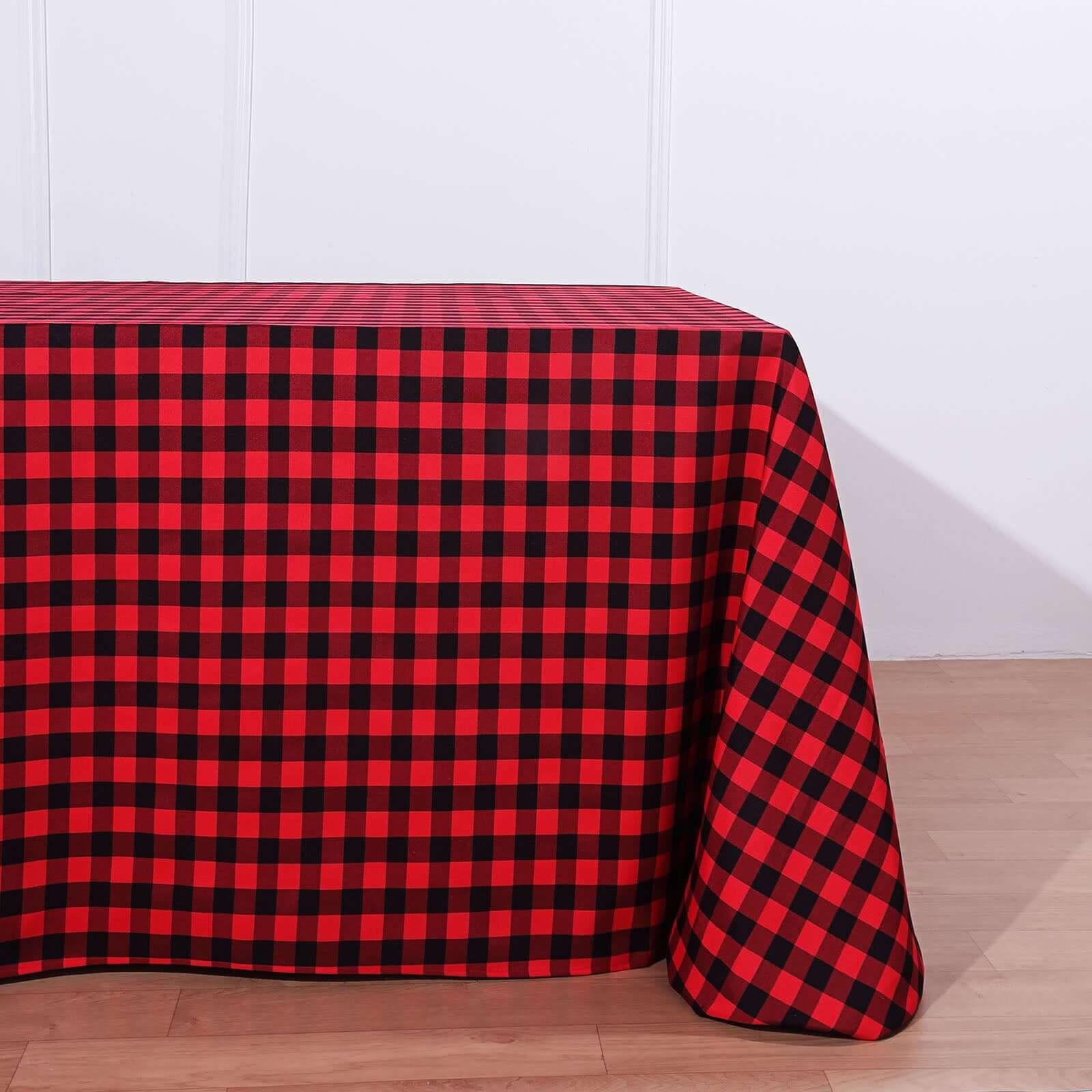 90x156 Black Red Seamless Buffalo Plaid Rectangle Tablecloth, Checkered Polyester Tablecloth for 8 Foot Table With Floor-Length Drop