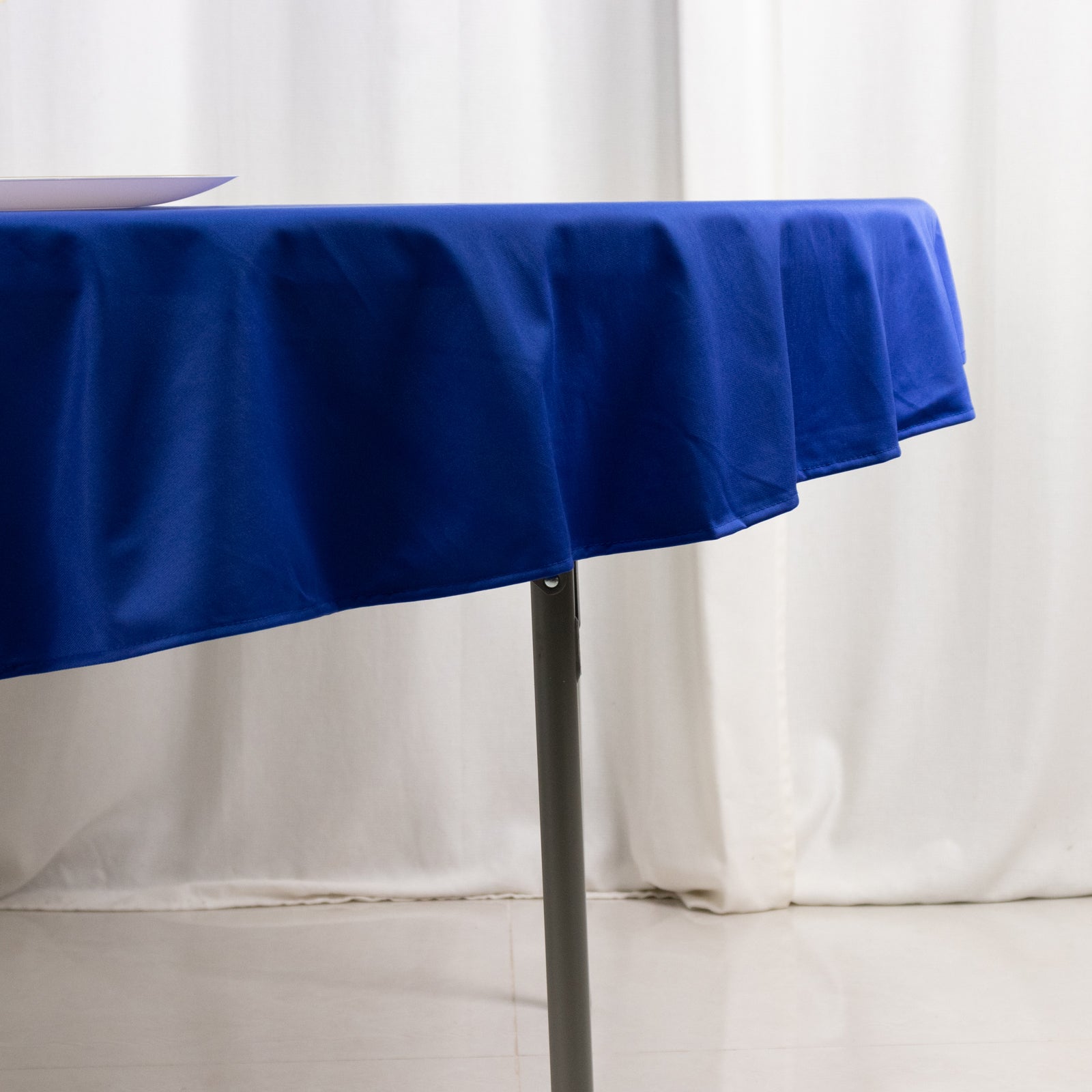 Premium Scuba Round 70 Tablecloth Royal Blue - Wrinkle Free & Stain Resistant Table Cover