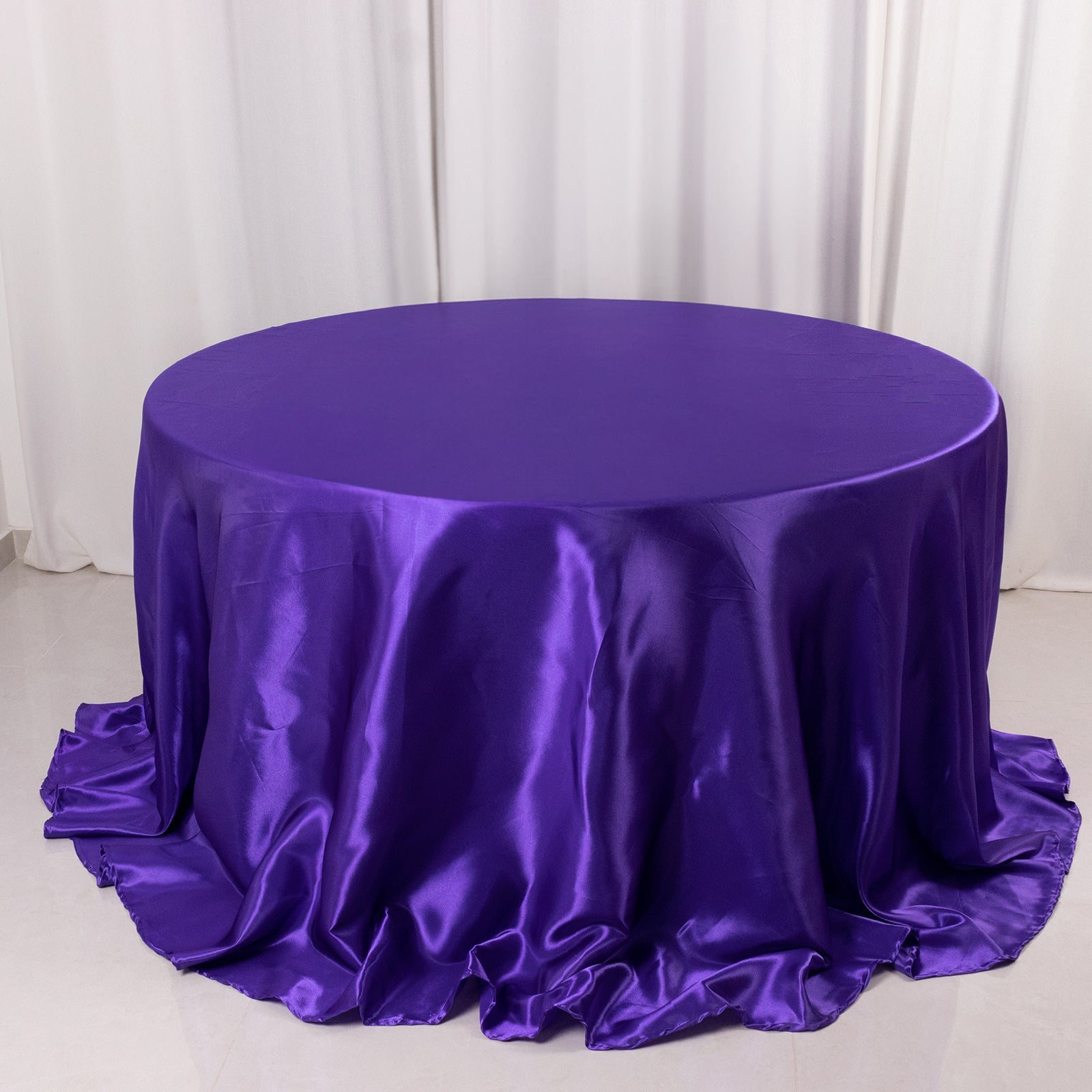 Satin 132 Round Tablecloth Purple - Stylish Seamless Table Cover