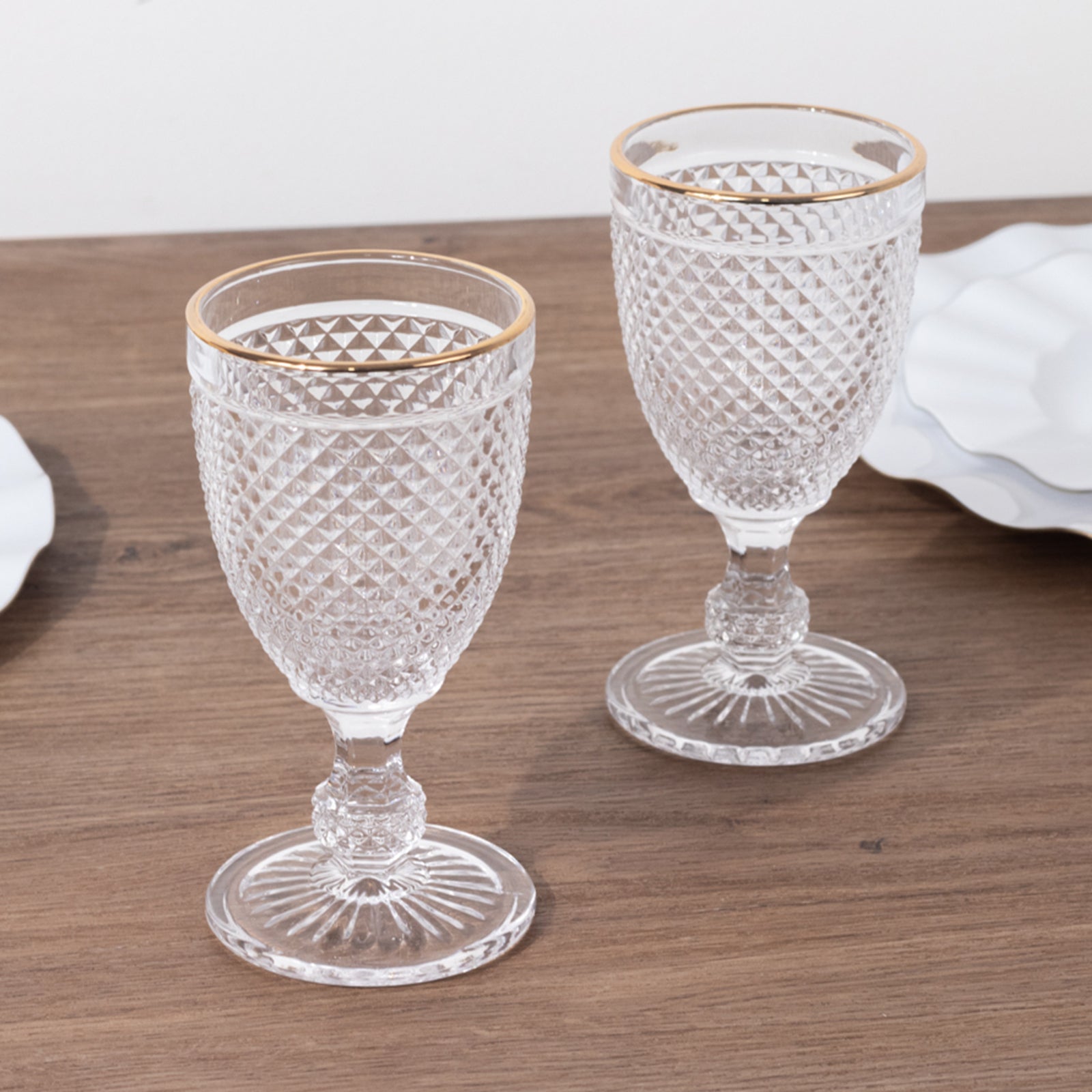 6-Pack Vintage Wine Glasses with Gold Rim and Embossed Diamond Pattern Clear - Crystal 8oz Short Stem Goblets for Cocktails 6