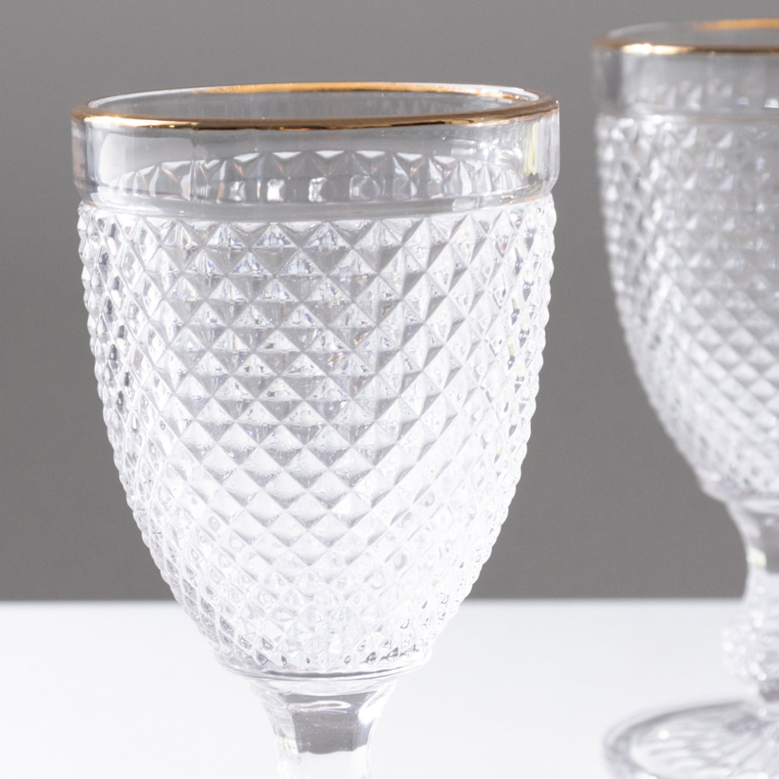 6-Pack Vintage Wine Glasses with Gold Rim and Embossed Diamond Pattern Clear - Crystal 8oz Short Stem Goblets for Cocktails 6