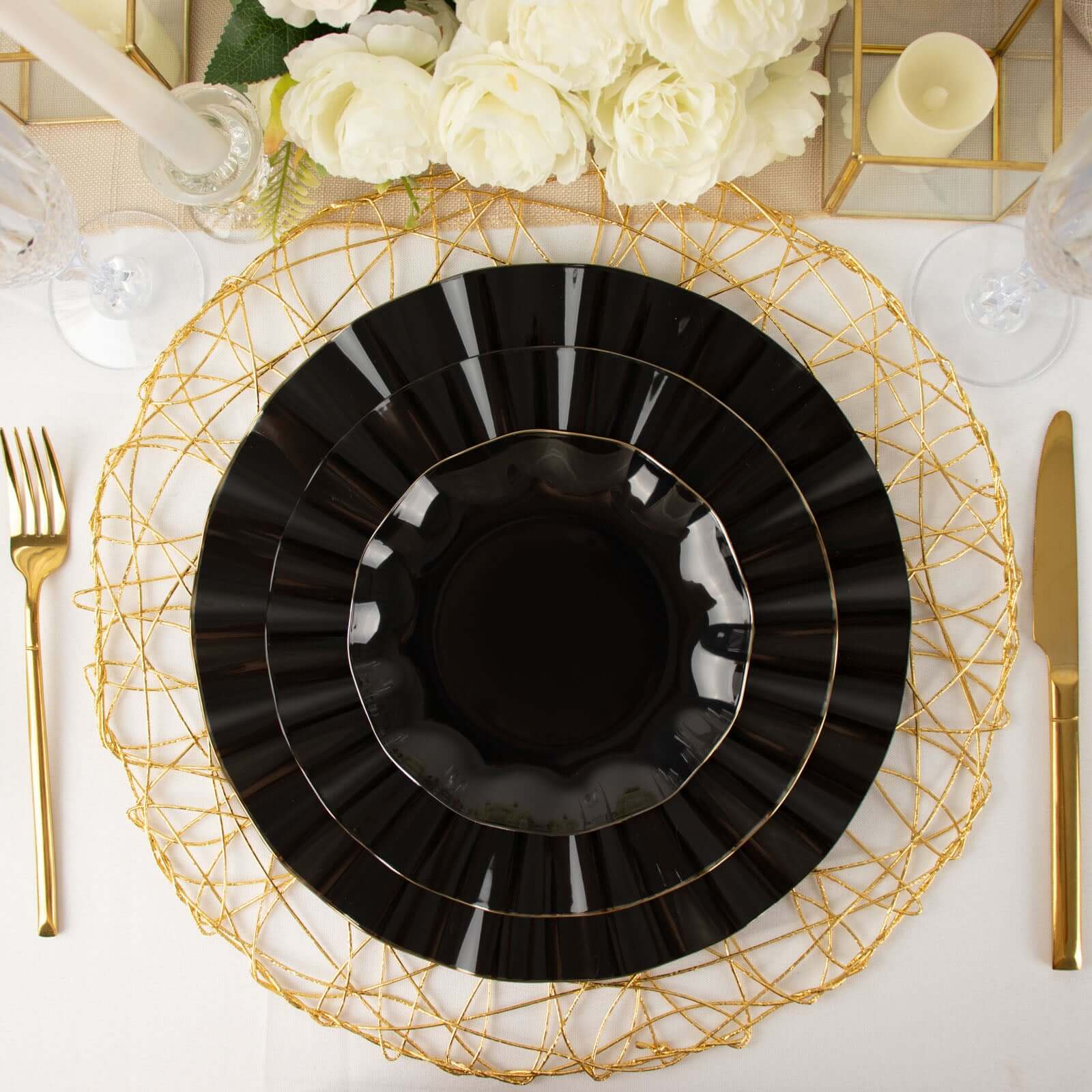 10-Pack Plastic 9 Round Dinner Plates in Black Ruffled Rim with Gold Edging - Sturdy Disposable Dinnerware