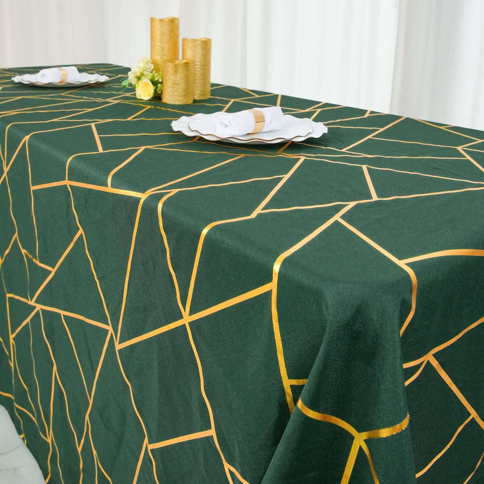 Polyester 90x156 Rectangle Tablecloth Hunter Emerald Green Seamless with Gold Foil Geometric Pattern - Wrinkle-Resistant Seamless Table Cover for Sophisticated Events