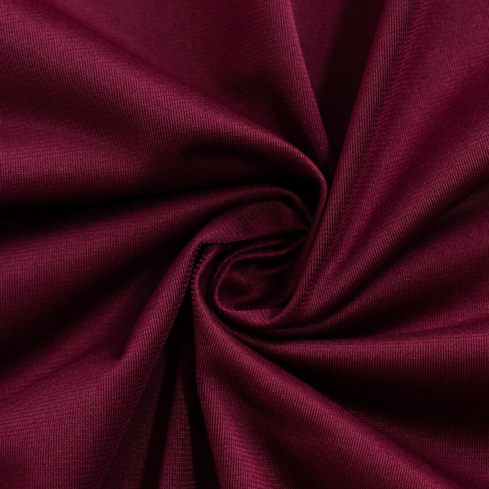 Premium Scuba Round 70 Tablecloth Burgundy - Wrinkle Free & Stain Resistant Table Cover