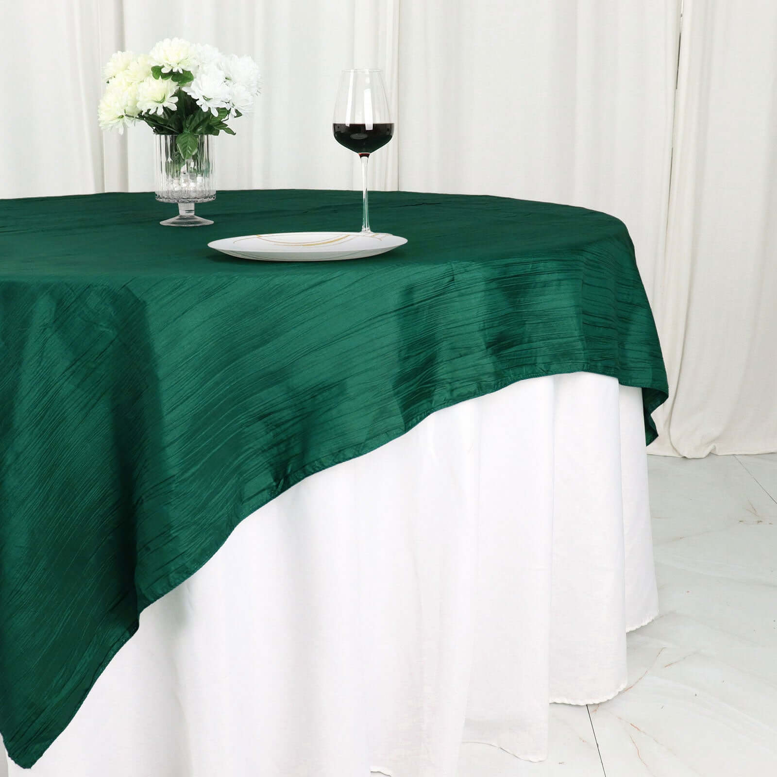 Taffeta 72x72 Table Overlay Square Tablecloth Hunter Emerald Green - Accordion Crinkle Table Cover