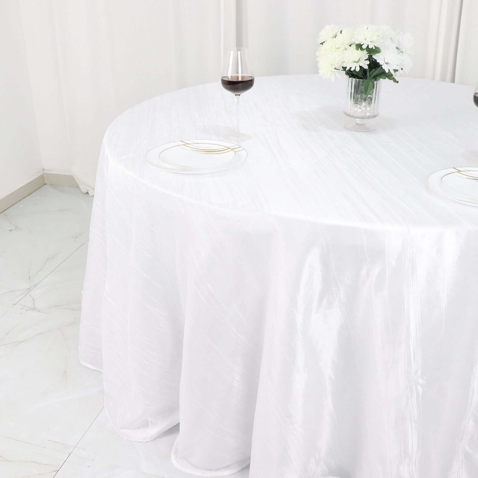 Taffeta 132 Round Tablecloth White - Seamless Accordion Crinkle Design for Exquisite Occasions