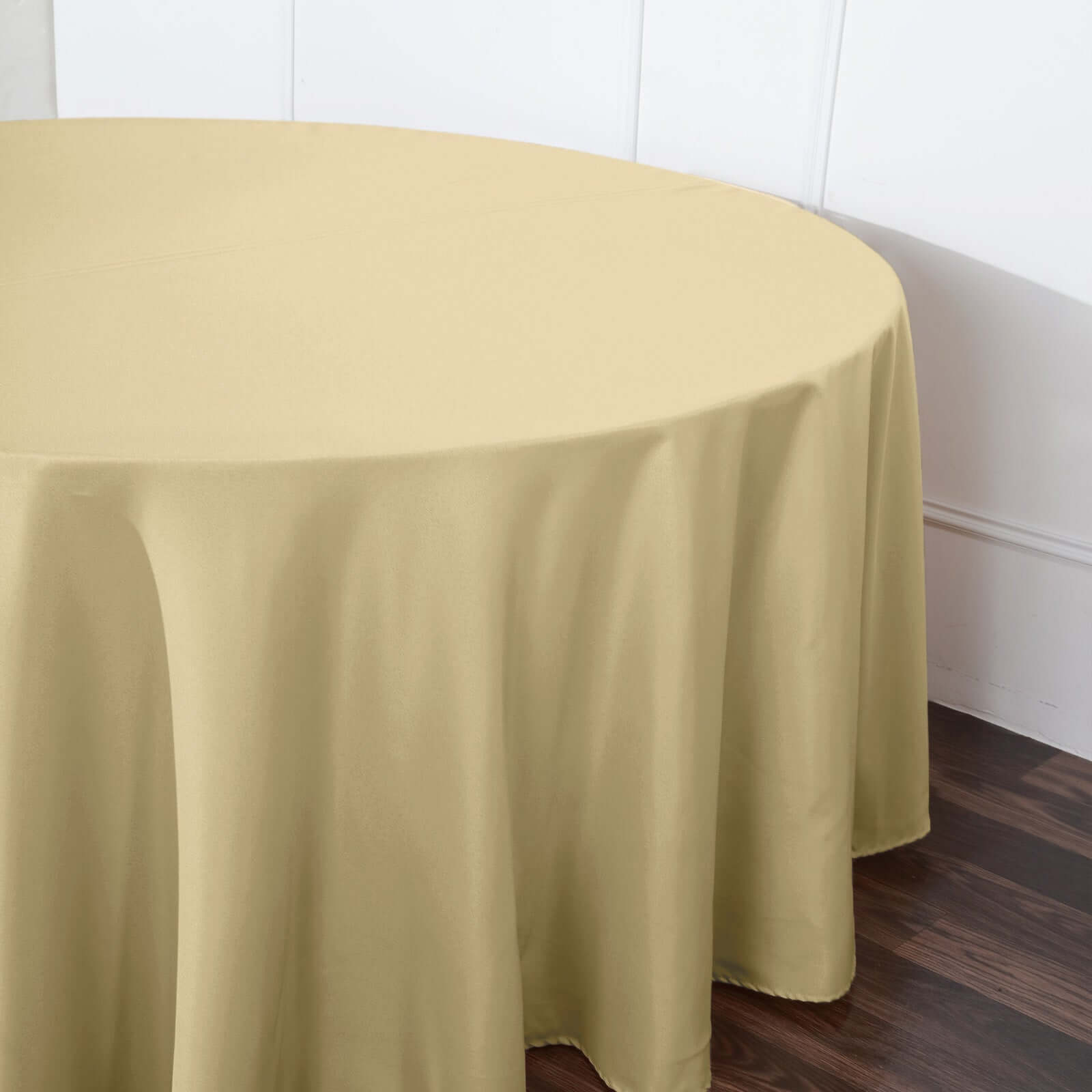 Polyester 120 Round Tablecloth Champagne - Seamless Wrinkle-Resistant Table Cover