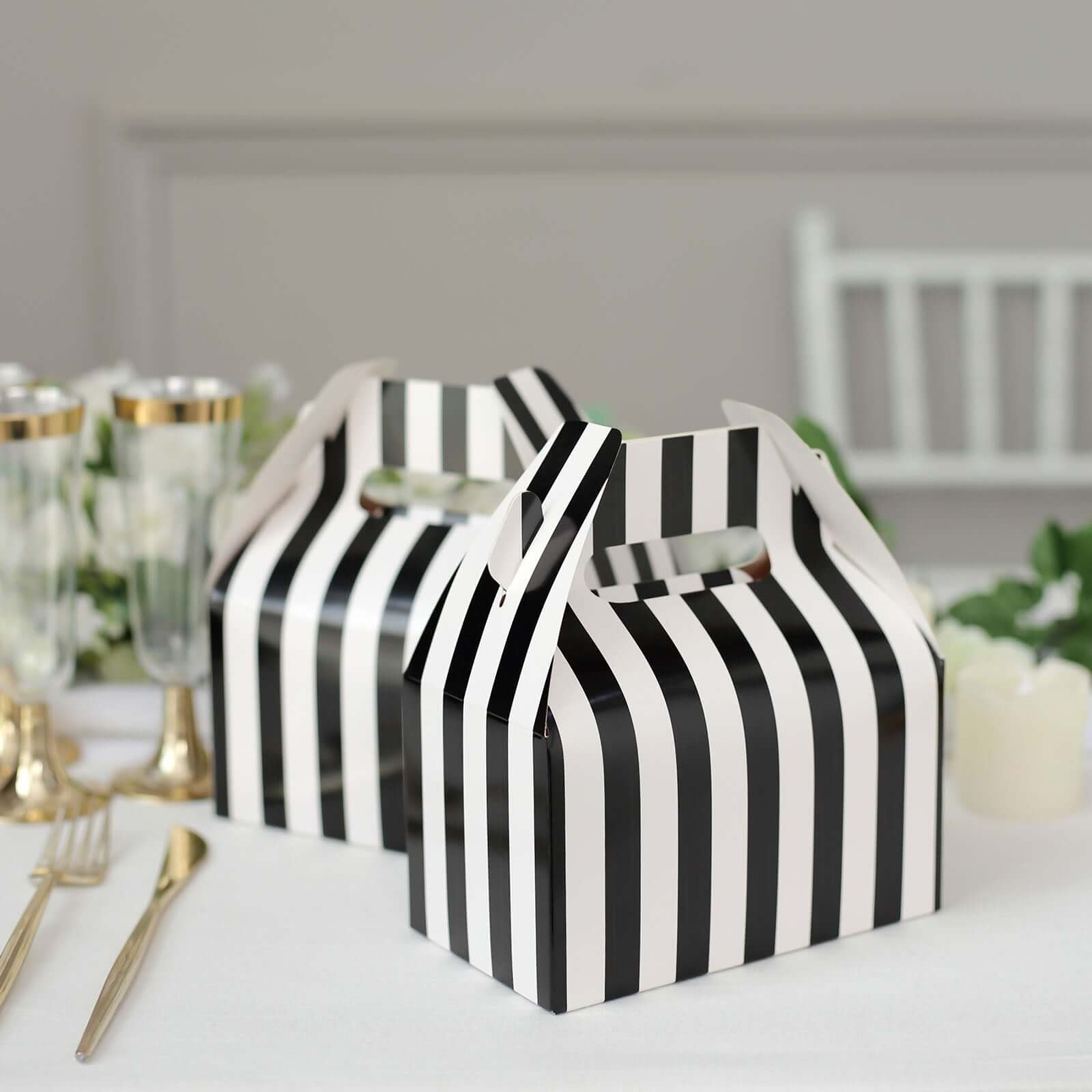 25 Pack White Black Striped Candy Gift Tote Gable Boxes, Party Favor Treat Bags - 6x3.5x7