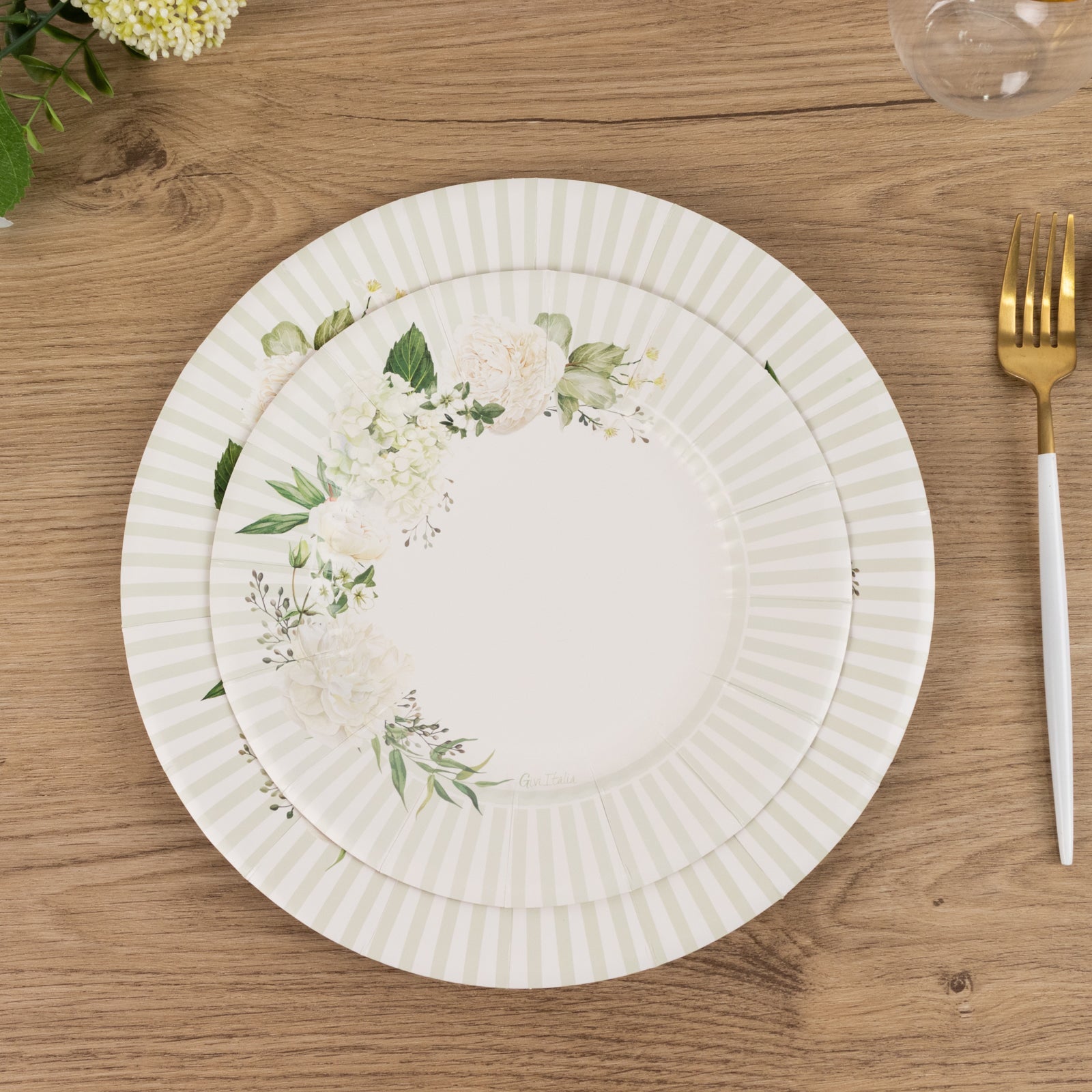 25-Pack Paper 8 Round Dessert Plates in White with Sage Green Floral Print & Lined Rim - Disposable Appetizer Salad Party Plates for Garden Celebrations & Springtime Gatherings