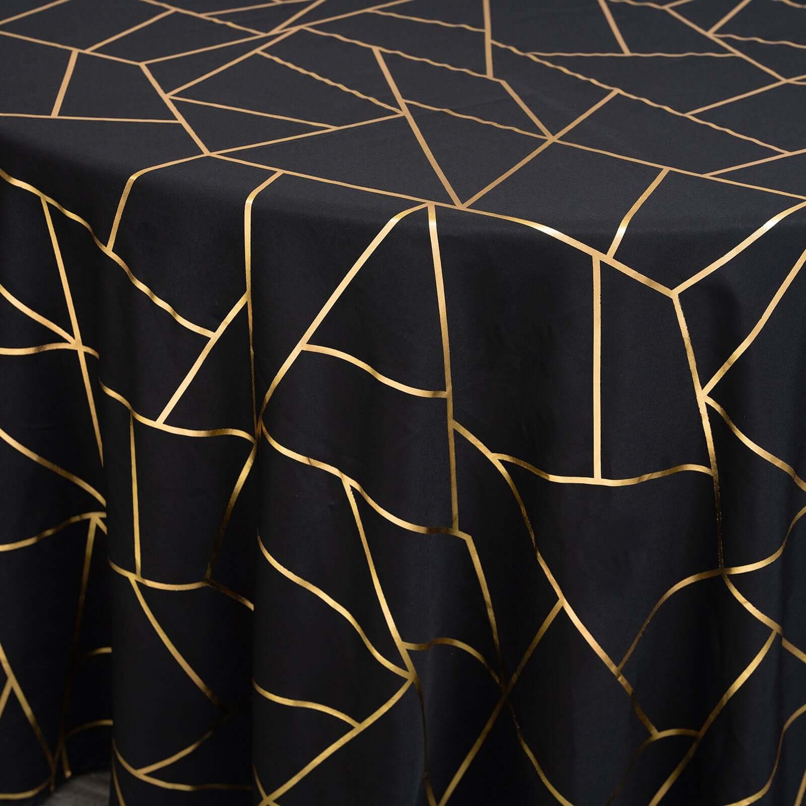 Polyester 120 Round Tablecloth Black with Gold Foil Geometric Pattern Wrinkle-Resistant Seamless Table Cover