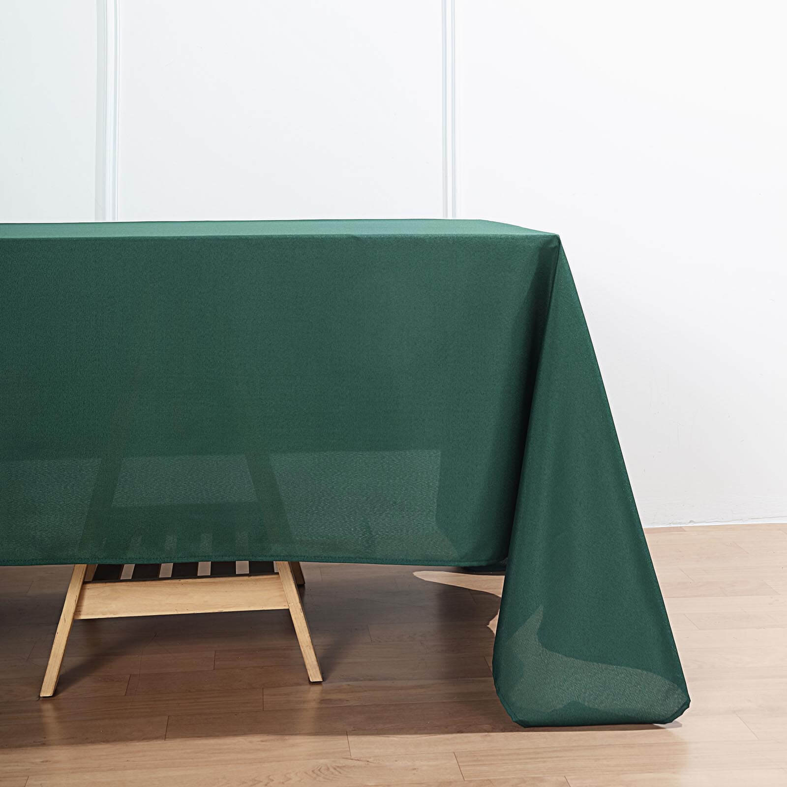 Polyester 72x120 Rectangle Tablecloth Hunter Emerald Green - Durable and Stylish Table Cover