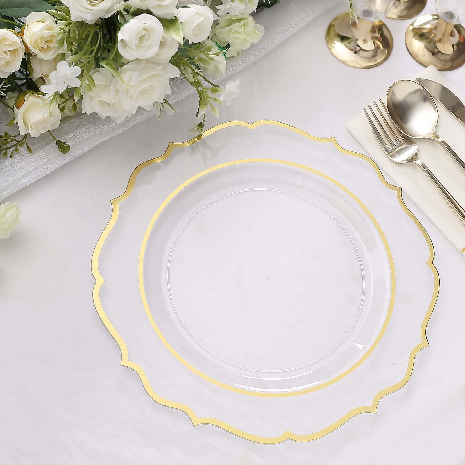 10-Pack Plastic 10 Round Dinner Plates in Clear with Gold Scalloped Rim - Disposable Party Plates