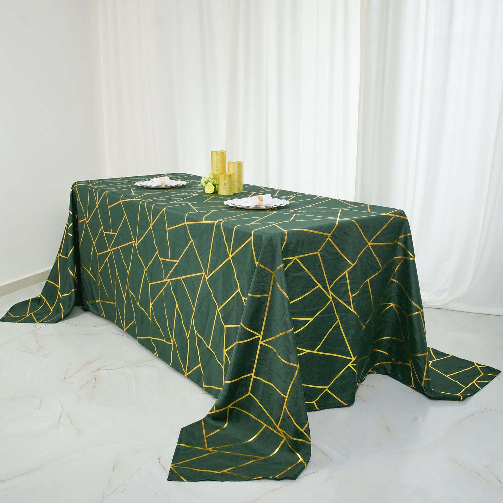 Polyester 90x156 Rectangle Tablecloth Hunter Emerald Green Seamless with Gold Foil Geometric Pattern - Wrinkle-Resistant Seamless Table Cover for Sophisticated Events