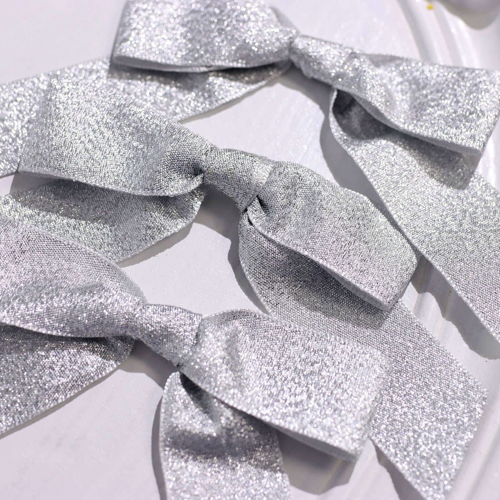 50 Pcs 4 Nylon Ribbon Bows With Twist Ties, Gift Basket Party Favor Bags Decor - Silver Glitter Design