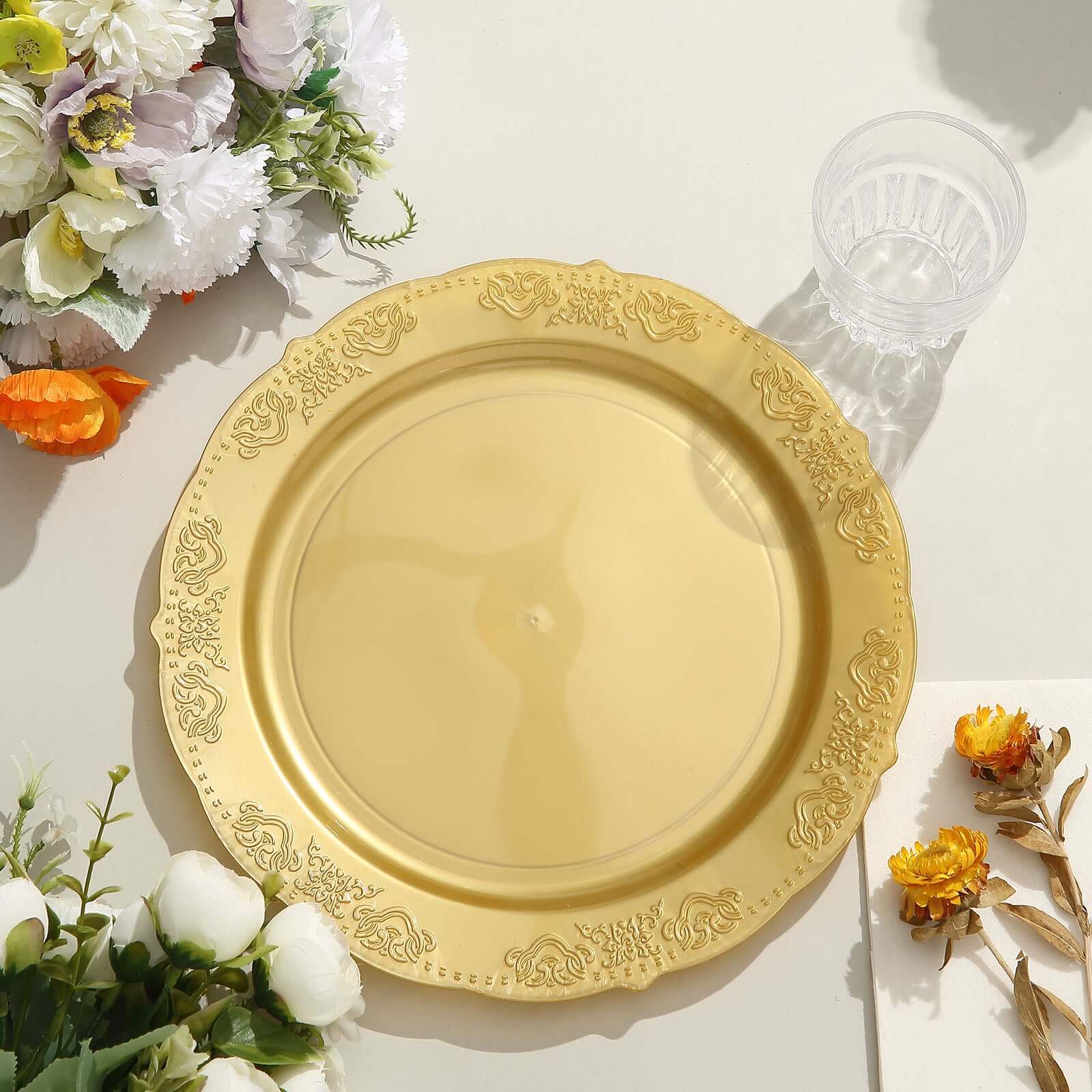 10-Pack Plastic 10 Round Dinner Plates Gold Embossed Scalloped Edge - Chic Disposable Party Plates for Special Occasions & Banquets