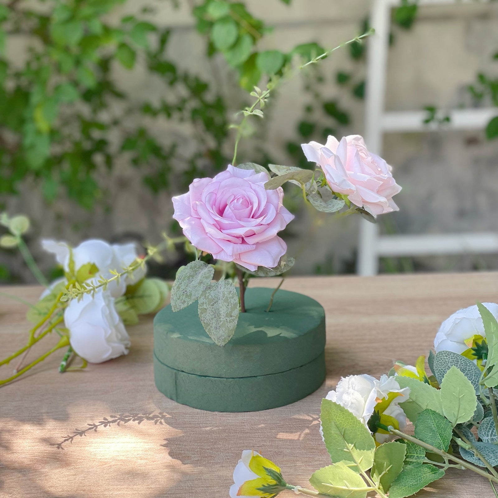 6 Pack Green Large Floral Foam Blocks for Artificial Flowers, 6 Round Wet Styrofoam Bricks Artificial Flower Arrangement Craft Supplies