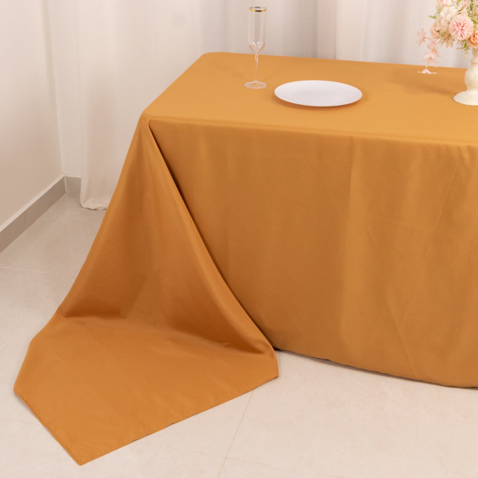 Premium Polyester 90x156 Rectangle Tablecloth Gold - Seamless 220GSM Stain-Resistant Design for Classy Events