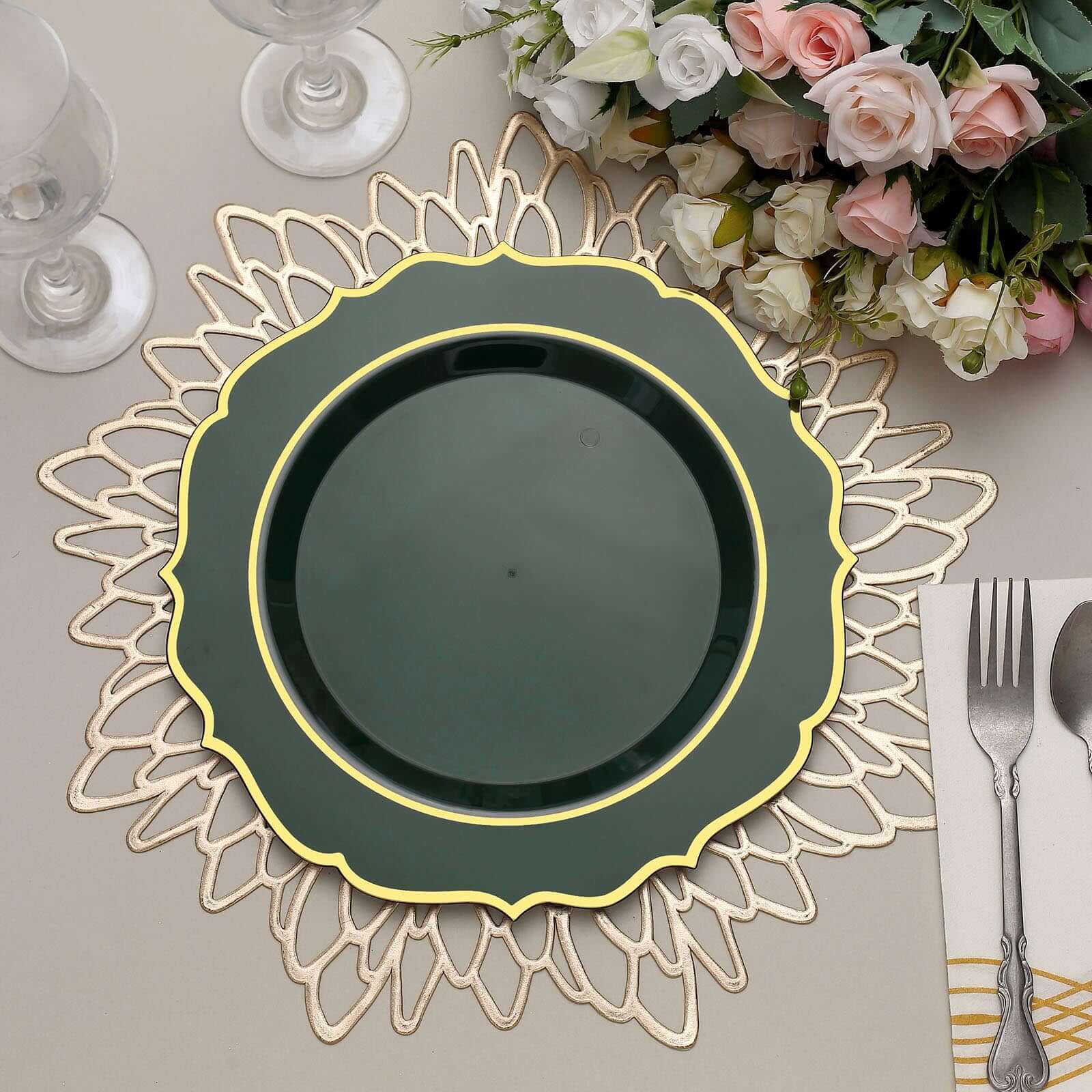 10-Pack Plastic 10 Round Dinner Plates in Hunter Emerald Green with Gold Scalloped Rim - Disposable Party Plates