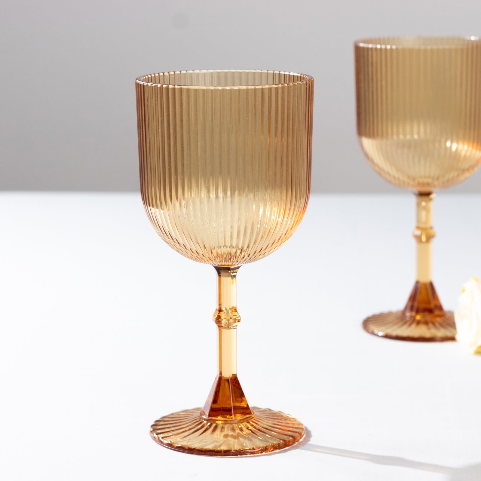 12-Pack Plastic Goblets Amber Gold Vintage Ribbed Pattern - Reusable Shatterproof Glassware 9oz