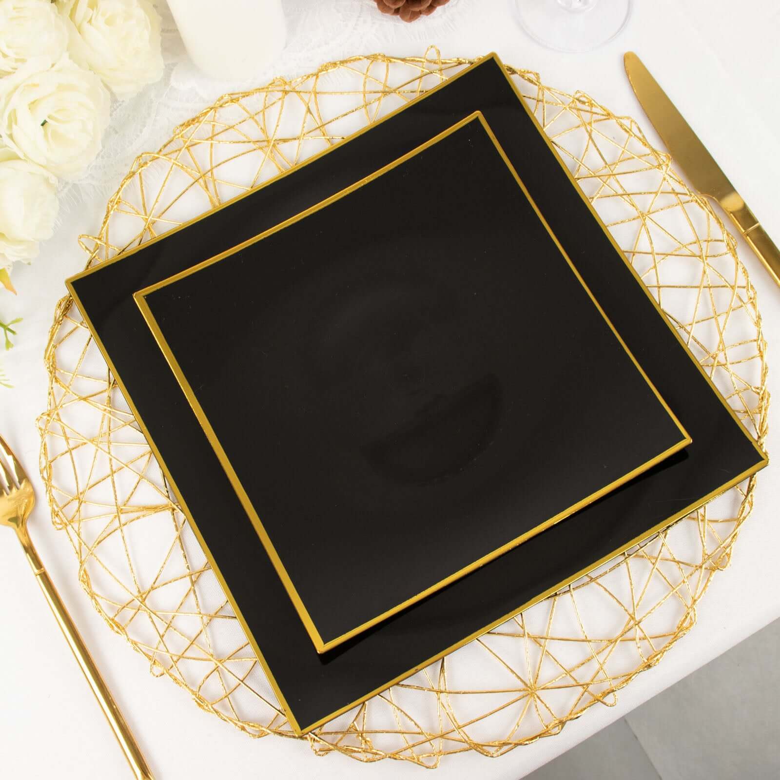 10-Pack Plastic 10 Square Dinner Plates in Black Concave Style with Gold Rim - Modern Disposable Party Plates