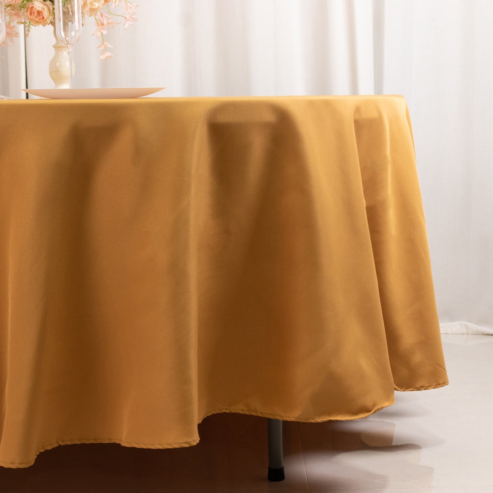 Premium Polyester 108 Round Tablecloth Gold - Wrinkle-Resistant 220GSM Table Cover for Weddings & Events