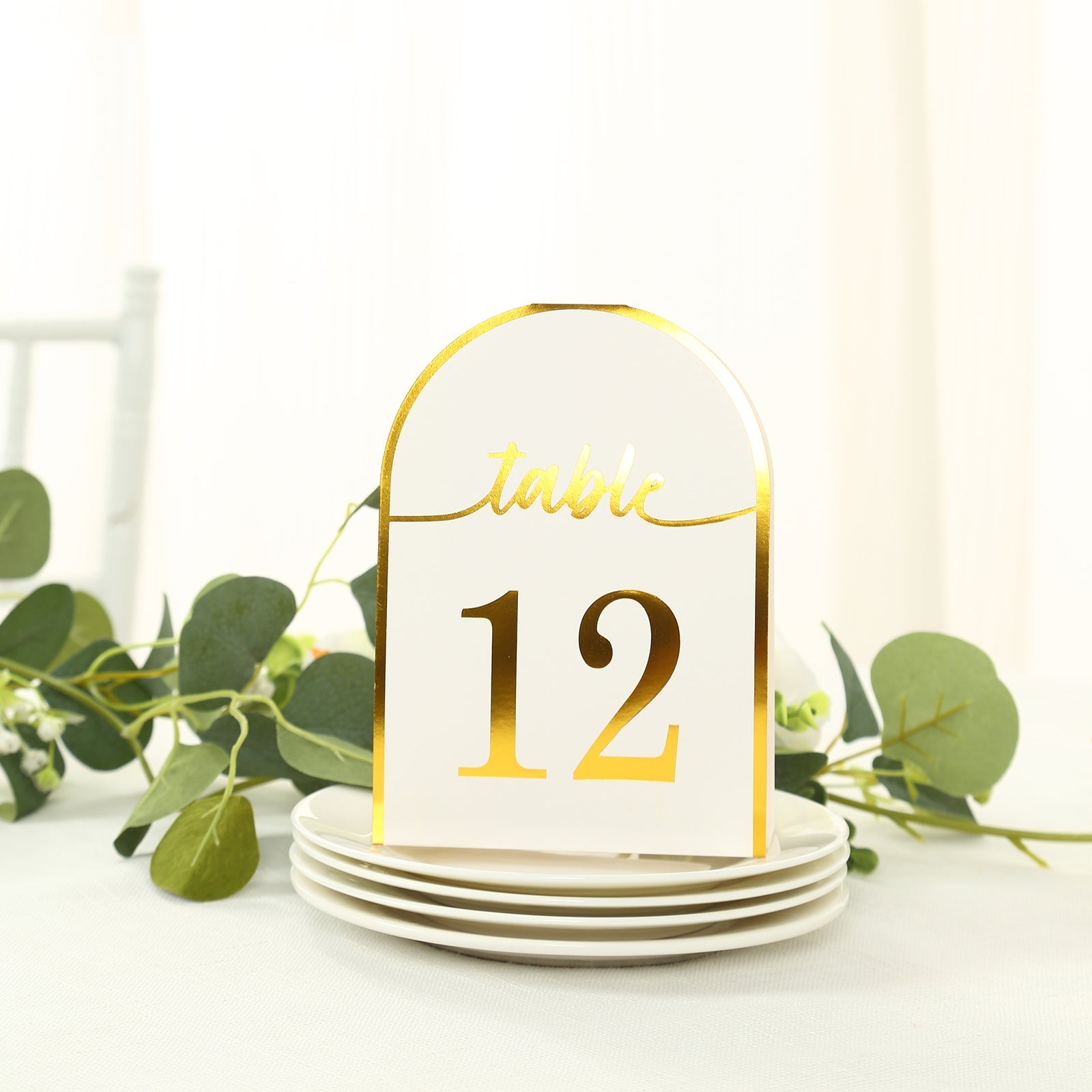 25-Pack Paper Wedding Table Numbers 1-25 White Arch Cutout Design - Sleek & Modern Free Standing Double Sided Table Tent Cards with Metallic Gold Foil Numbers 7