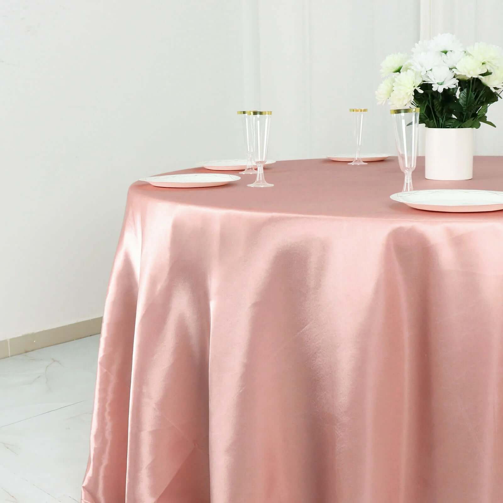 Satin 132 Round Tablecloth Dusty Rose - Stylish Seamless Table Cover