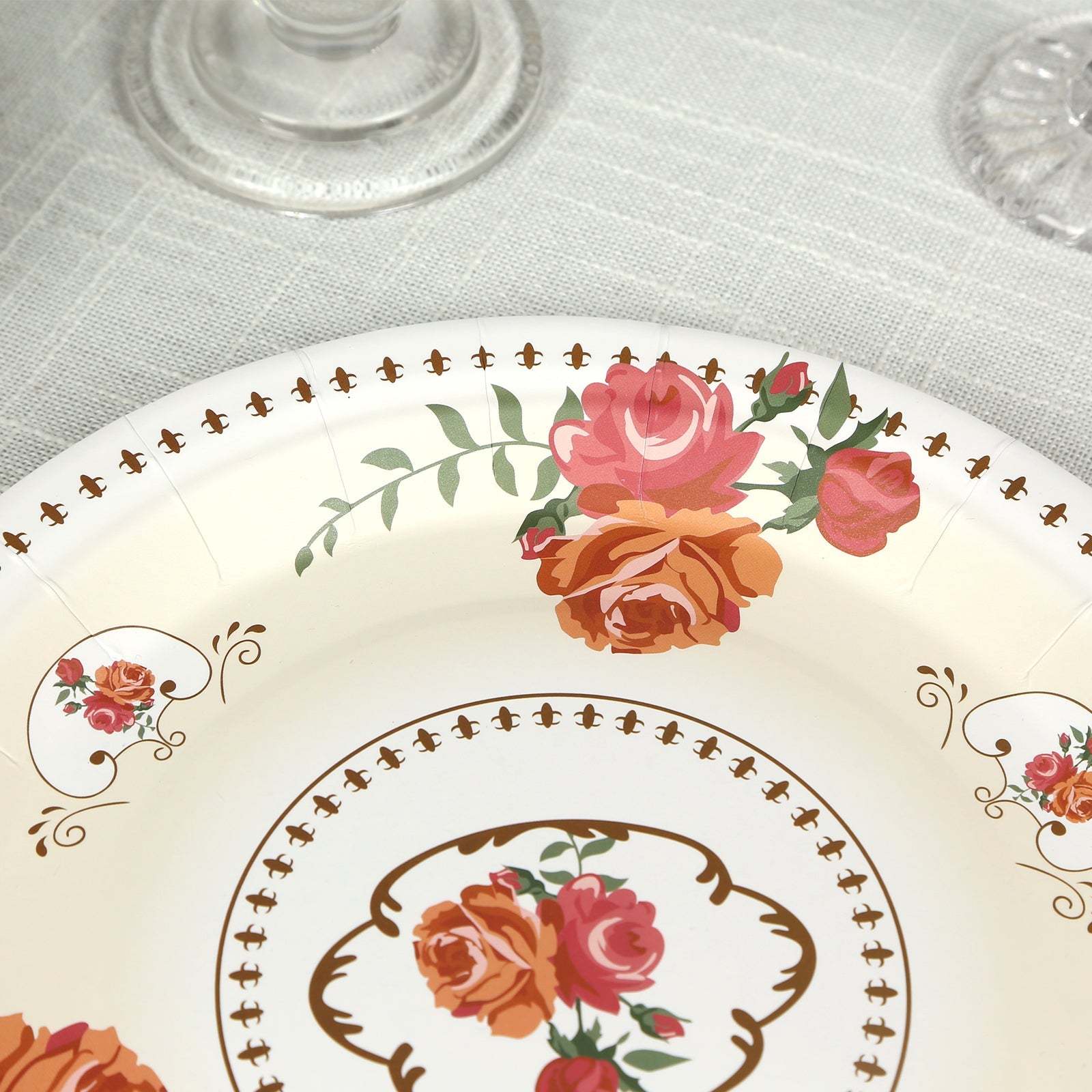 25-Pack Paper 9 Round Dinner Plates in Ivory with Vintage Rose Flower Print - Disposable Plates for High Tea Gatherings & Romantic Celebrations