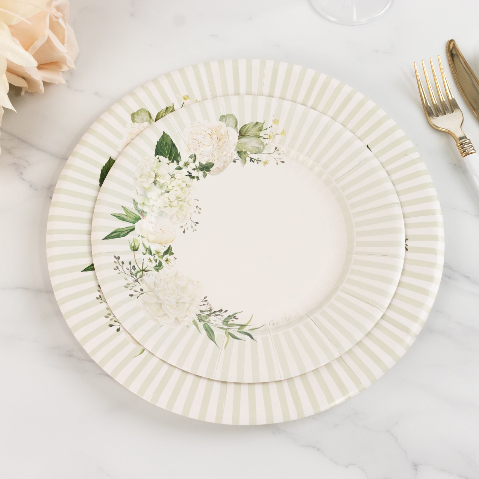 25-Pack Paper 8 Round Dessert Plates in White with Sage Green Floral Print & Lined Rim - Disposable Appetizer Salad Party Plates for Garden Celebrations & Springtime Gatherings