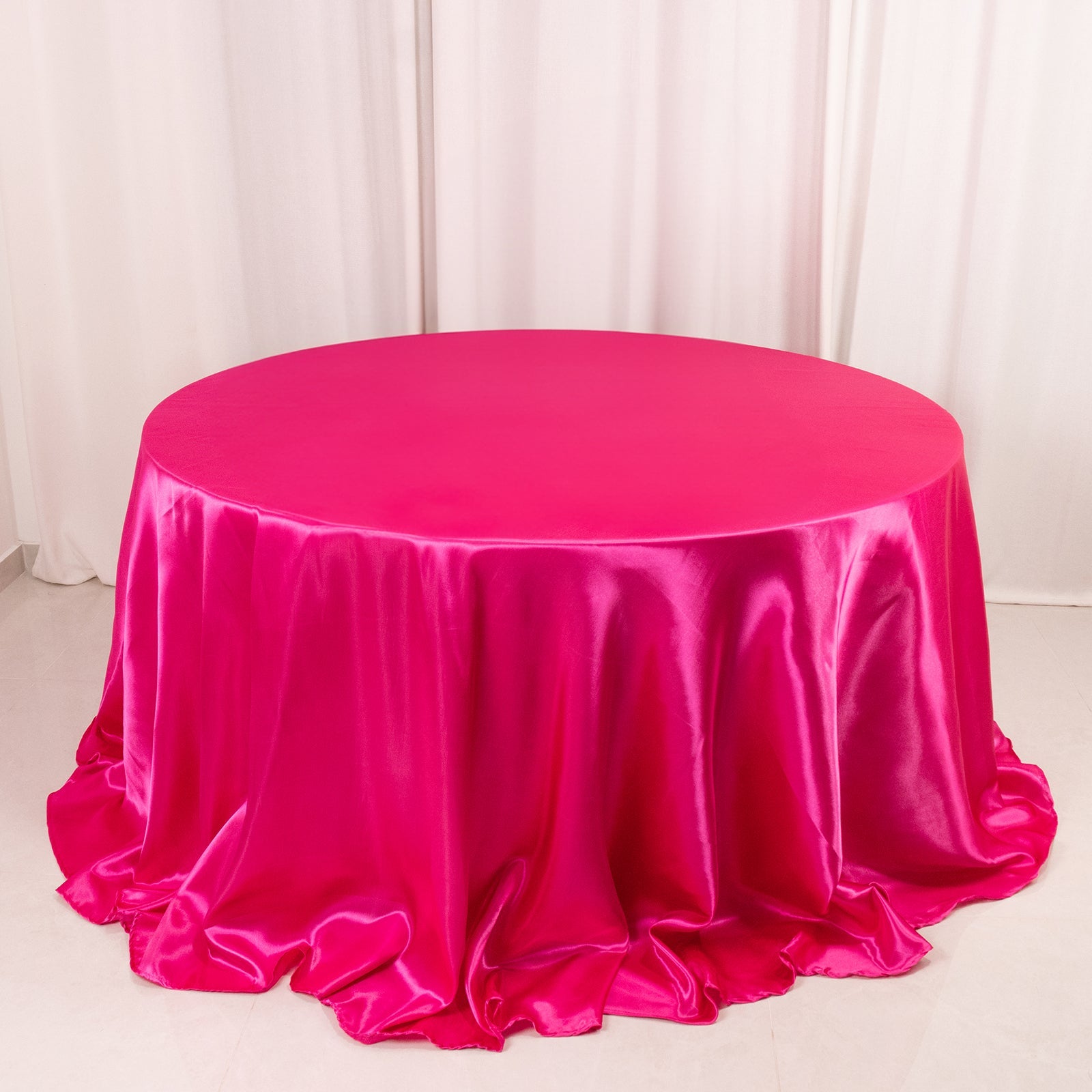 Satin 132 Round Tablecloth Fuchsia - Stylish Seamless Table Cover