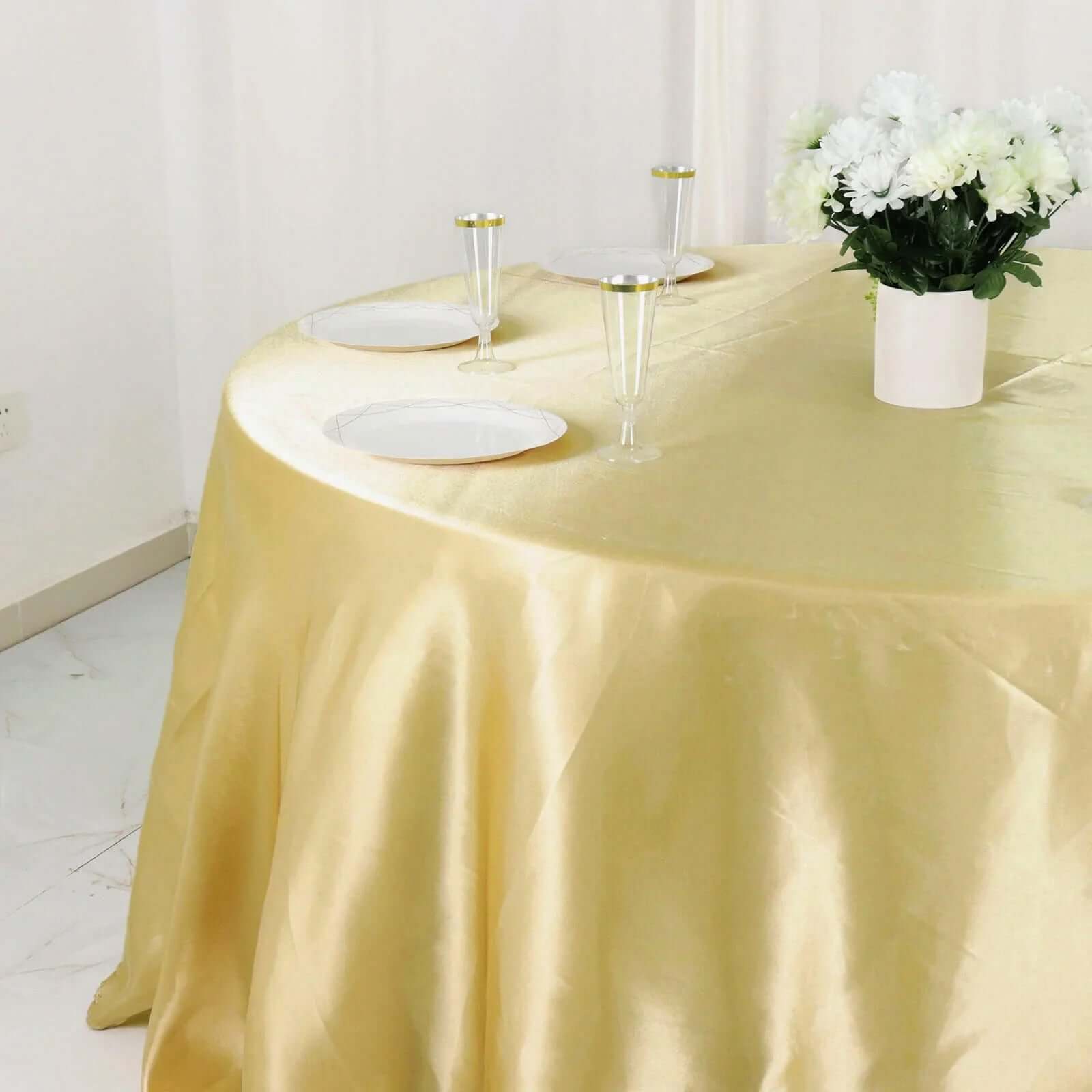 Satin 132 Round Tablecloth Champagne - Stylish Seamless Table Cover