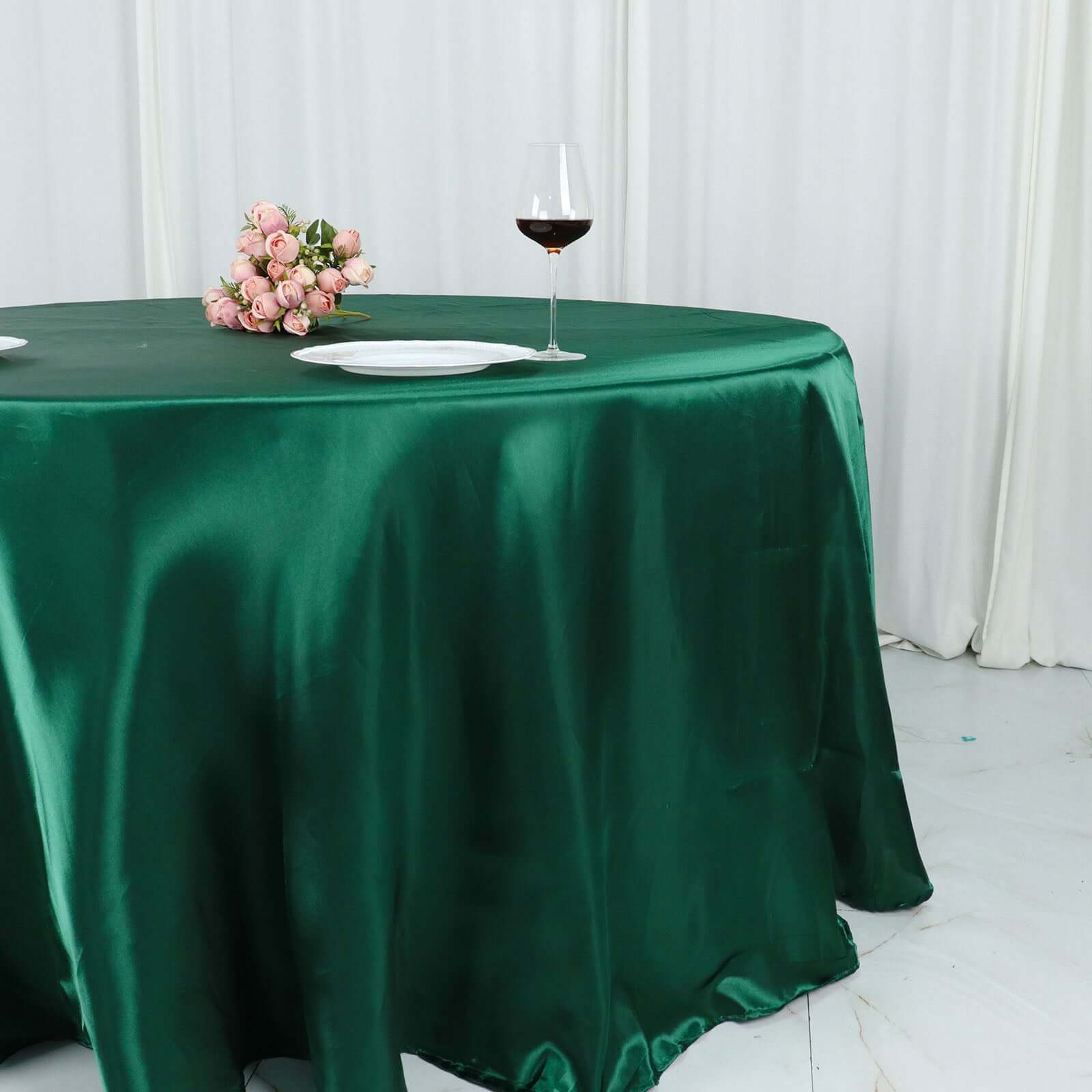 Satin 132 Round Tablecloth Hunter Emerald Green - Stylish Seamless Table Cover