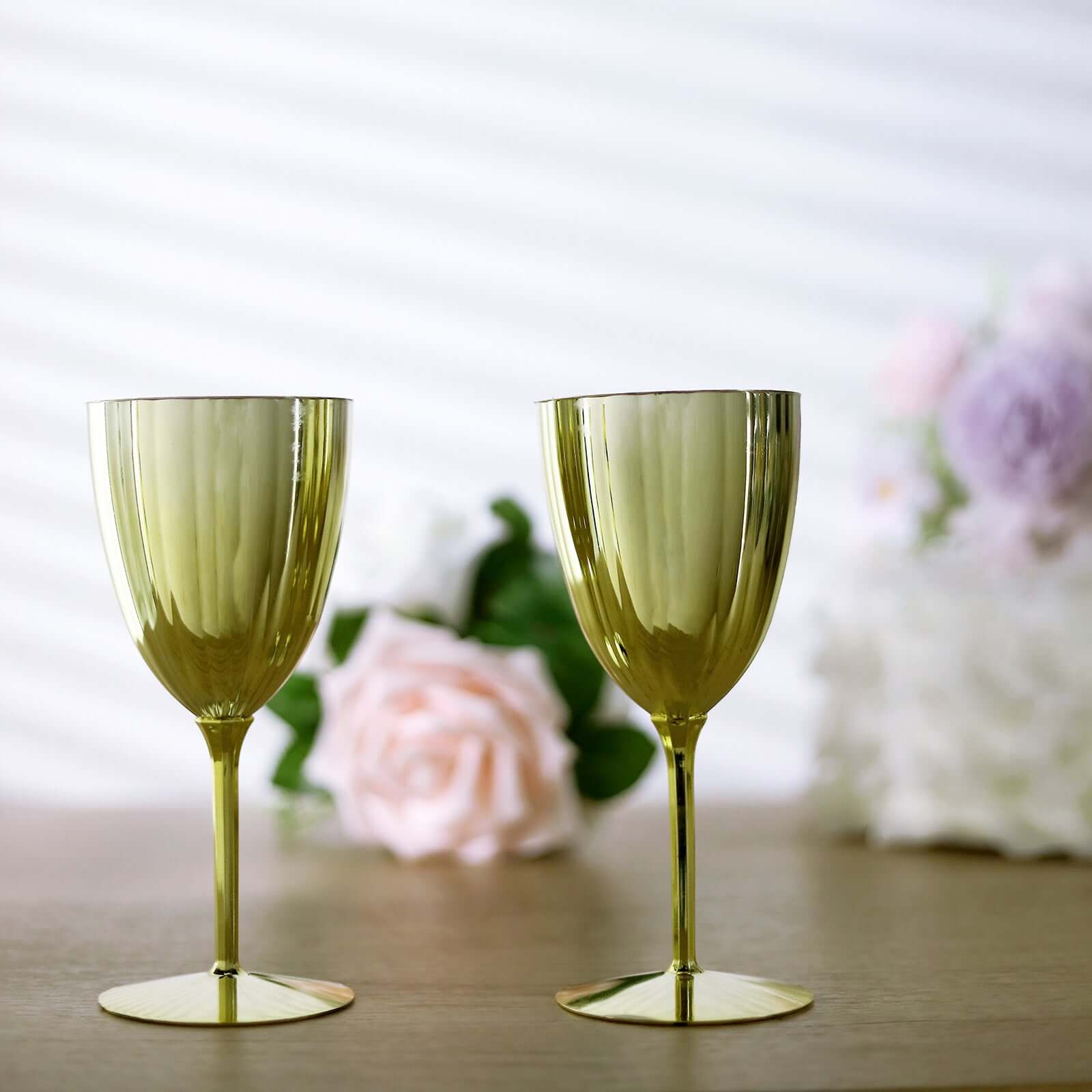 6-Pack Plastic Wine Glasses in Metallic Gold - Classy Disposable Goblets for Parties, Receptions & Banquets 8oz