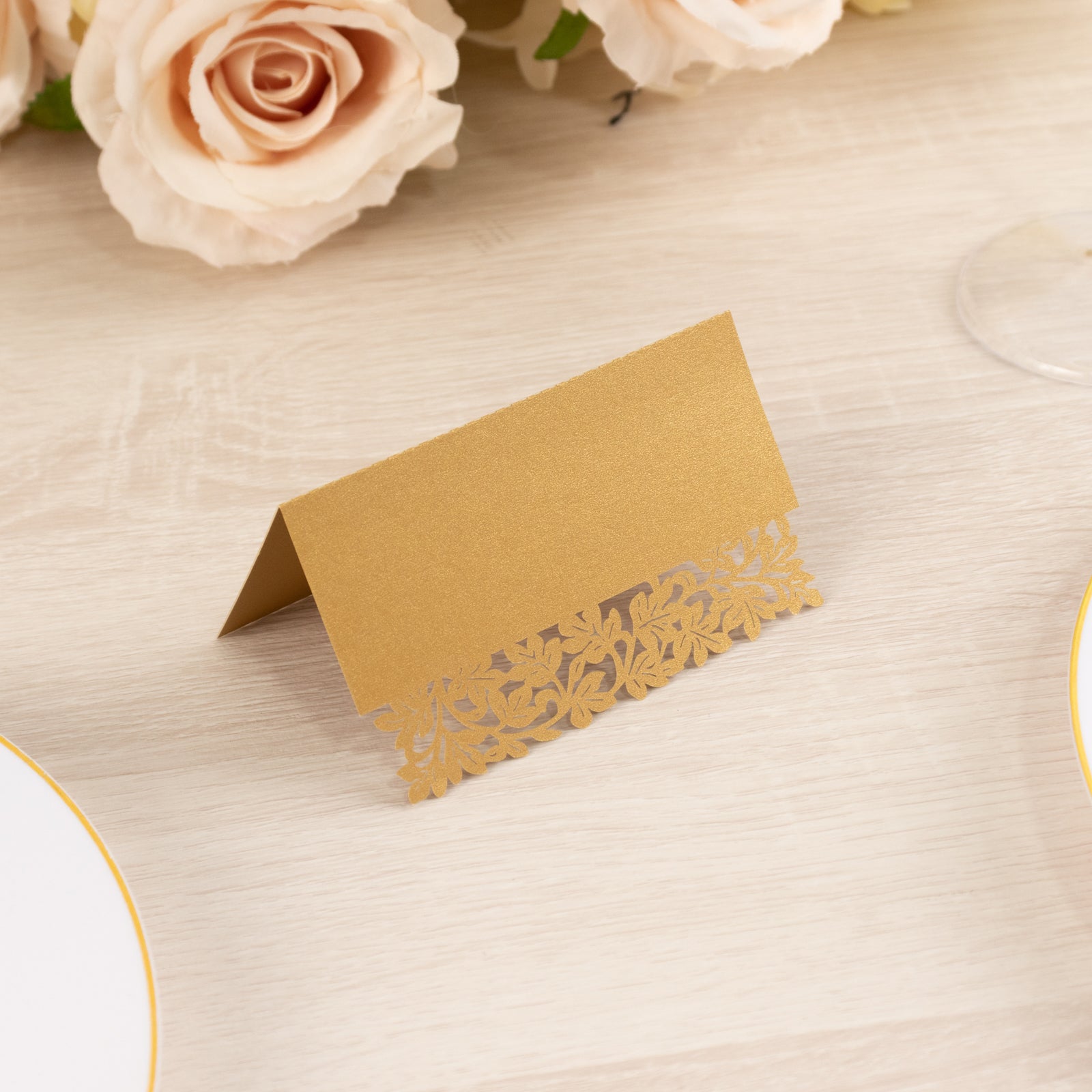 50-Pack Wedding Place Cards with Laser Cut Hollow Heart Design Gold - Printable Reservation Seating Tent Cards 210 GSM