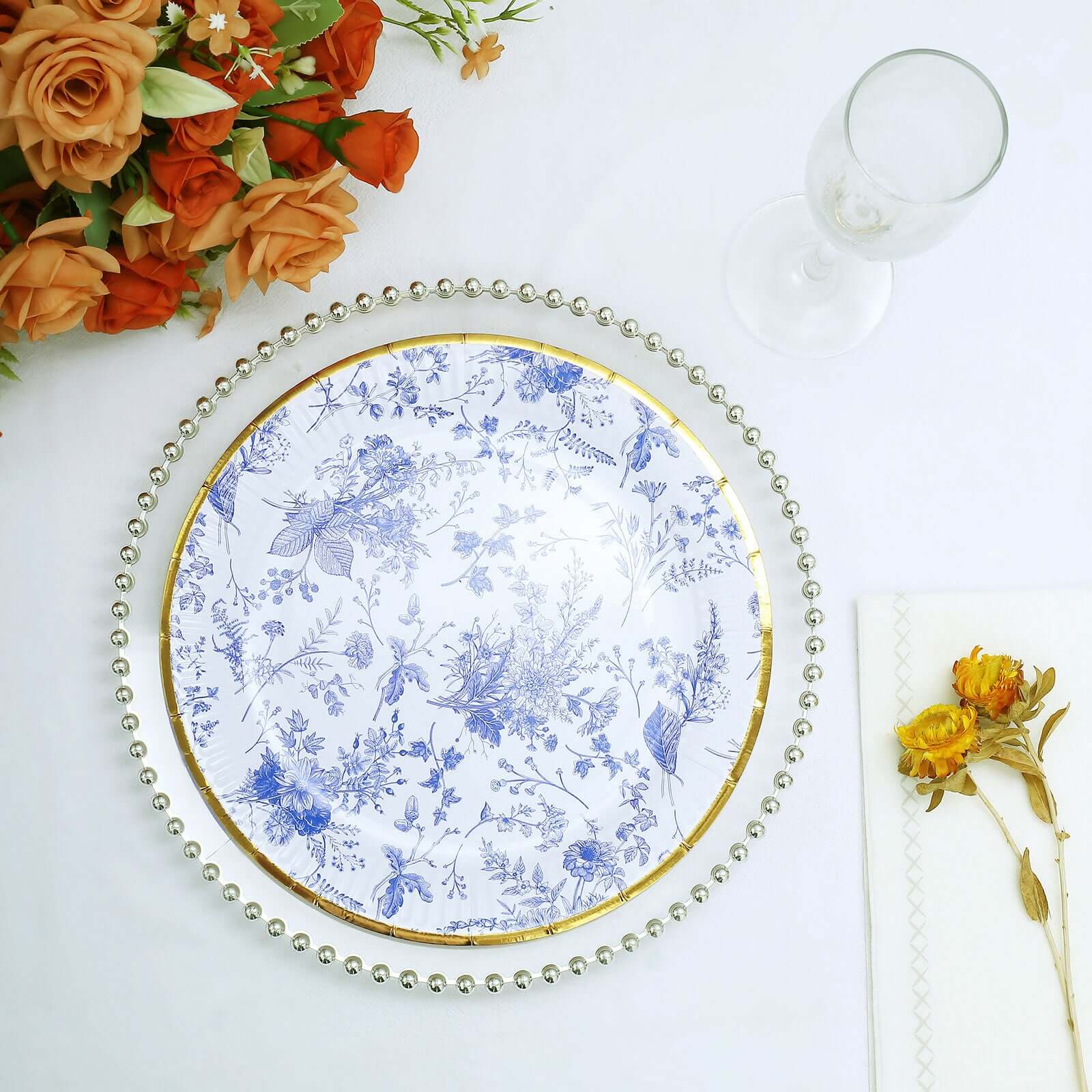 25-Pack Paper 9 Round Dinner Plates in White with Light Blue French Toile Pattern & Gold Rim - Disposable Party Plates for Picnics & Chic Brunches