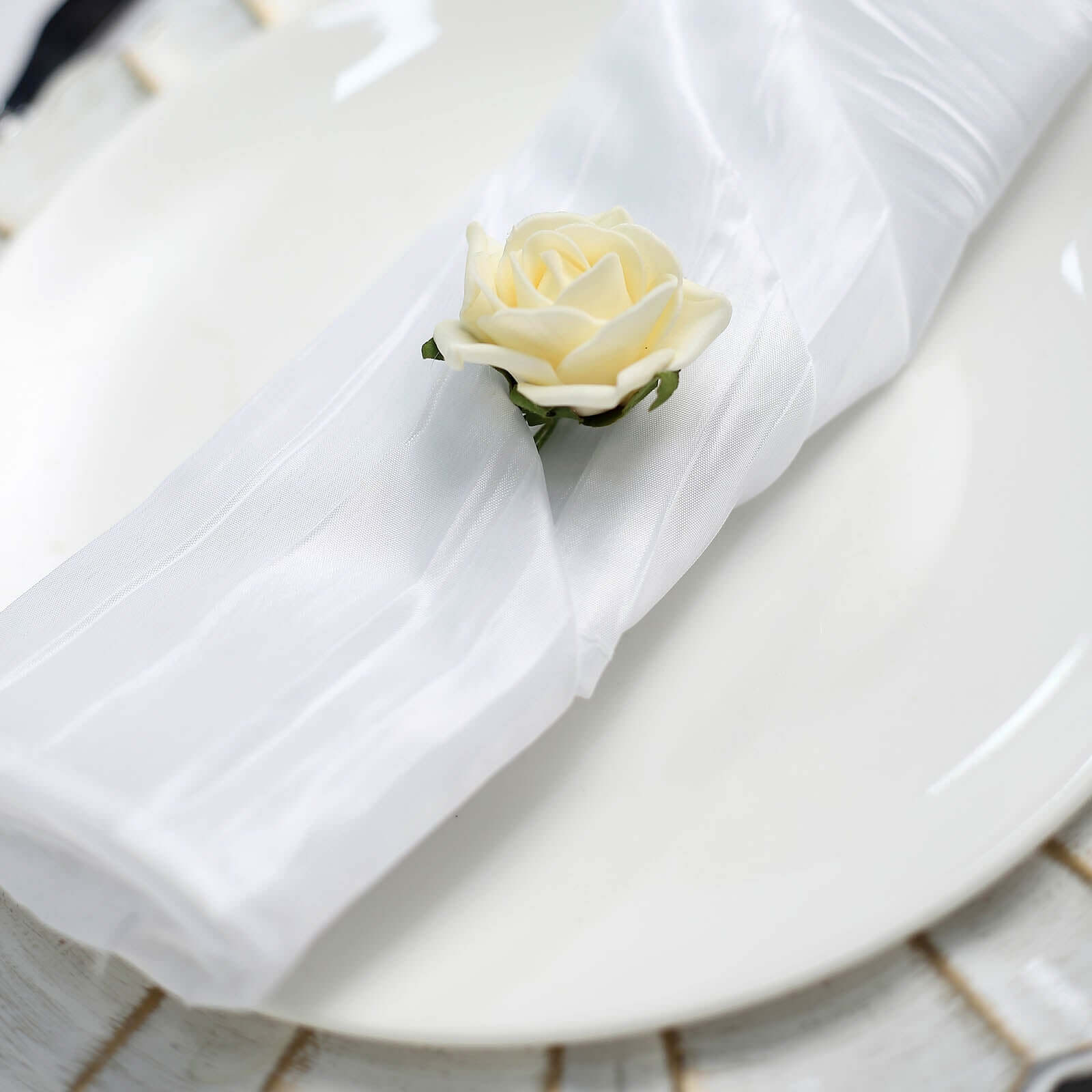 5 Pack Taffeta 20x20 Napkins White - Accordion Crinkle Style Dinner Napkins for Upscale Dining