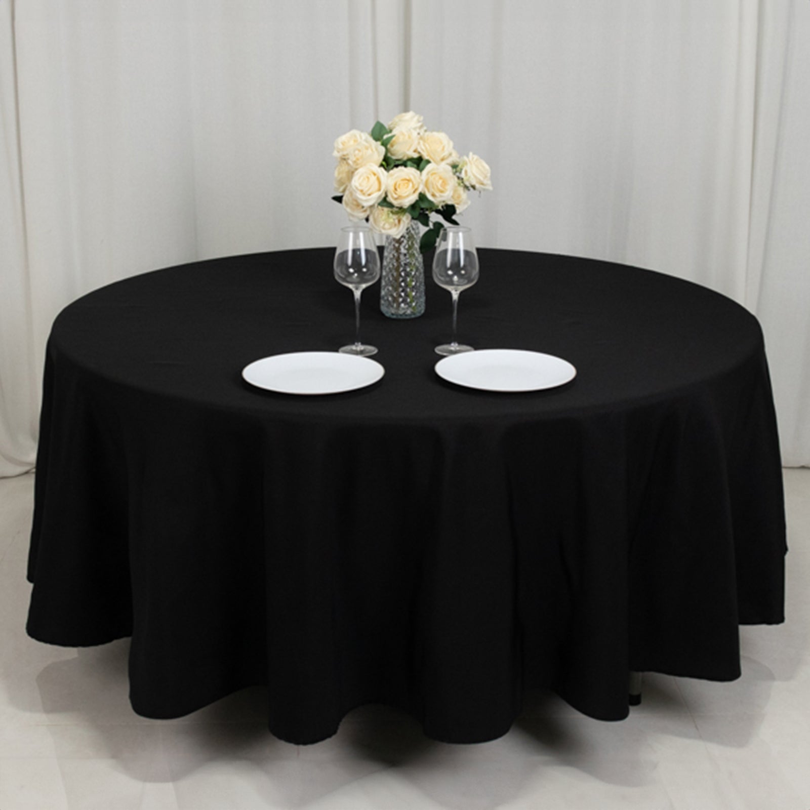 Fire Retardant Premium Polyester 108 Round Tablecloth Black - Stylish High-Performance Table Cover for Large Gatherings