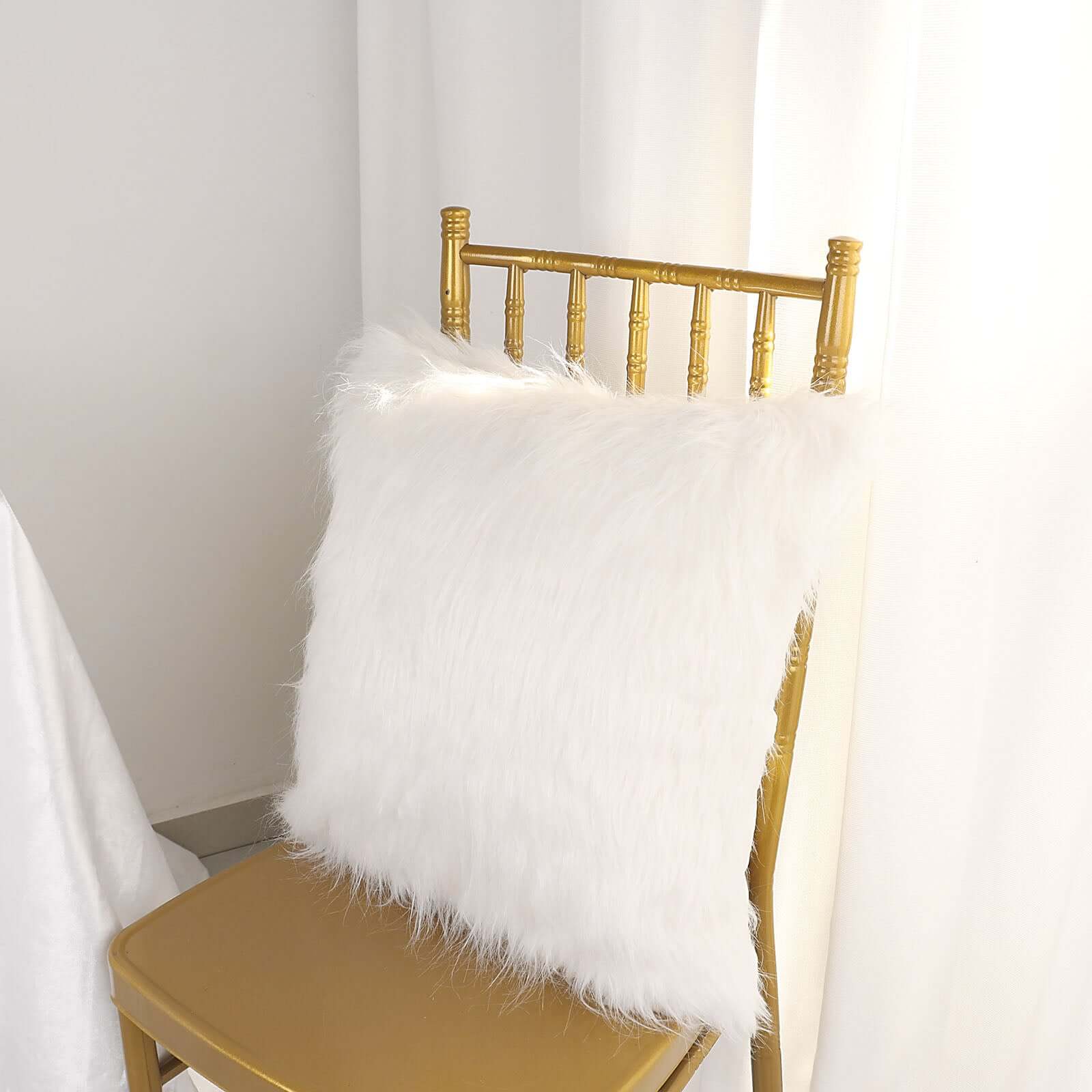 2 Pack 18 White Faux Fur Sheepskin Throw Pillow Cases, Square Pillow Covers