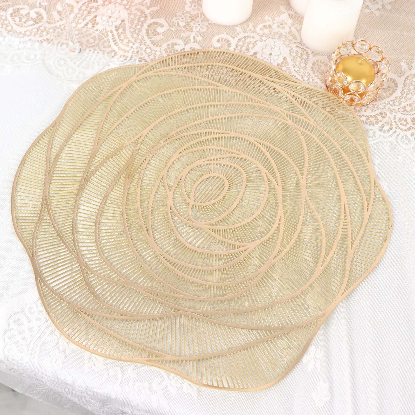 6-Pack Dining Table Mats Rose Flower Design Metallic Gold - Vinyl Round Non-Slip and Washable Table Mats 15