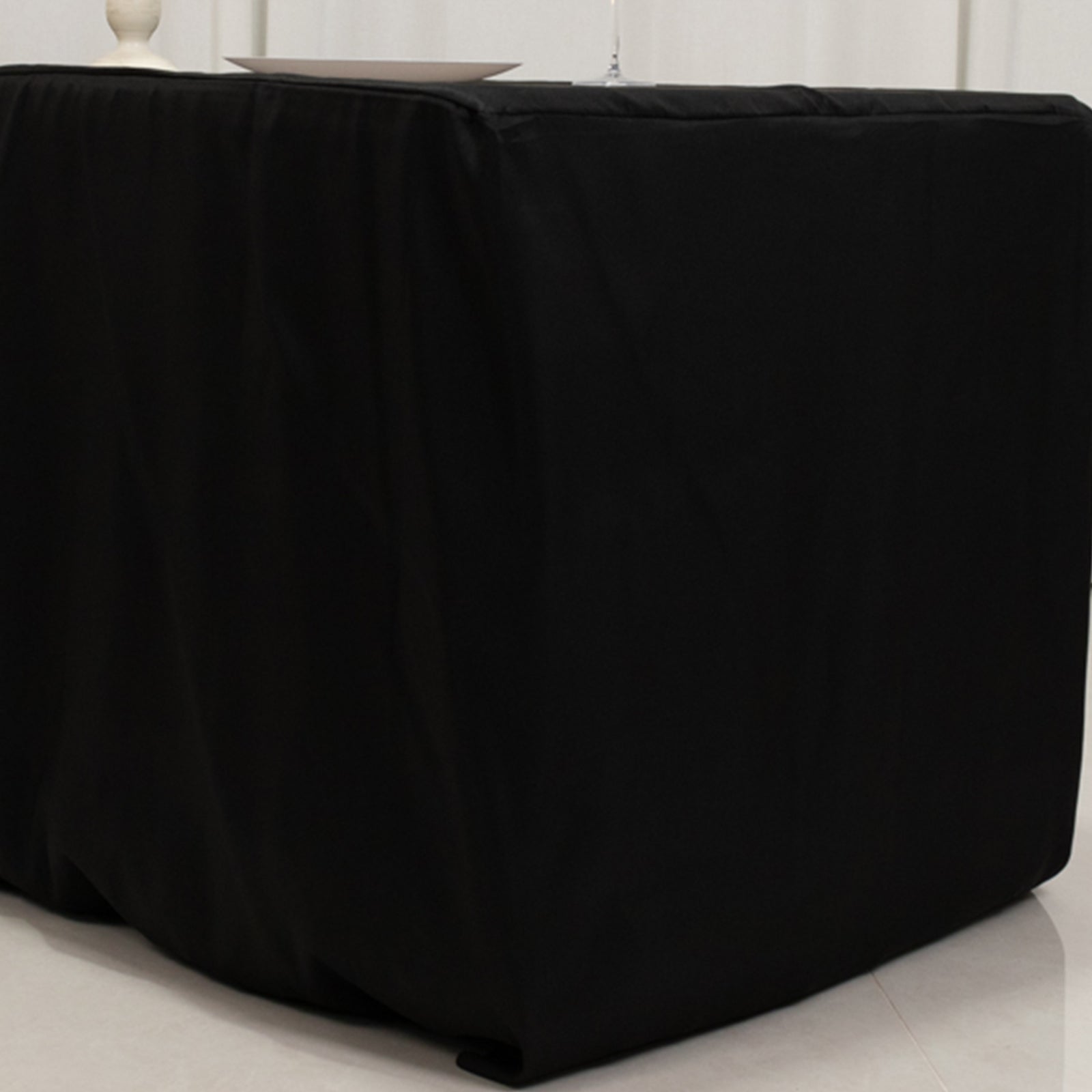 Fire Retardant Premium Polyester 6ft Rectangular Tablecloth Black Fitted High-Performance Table Cover