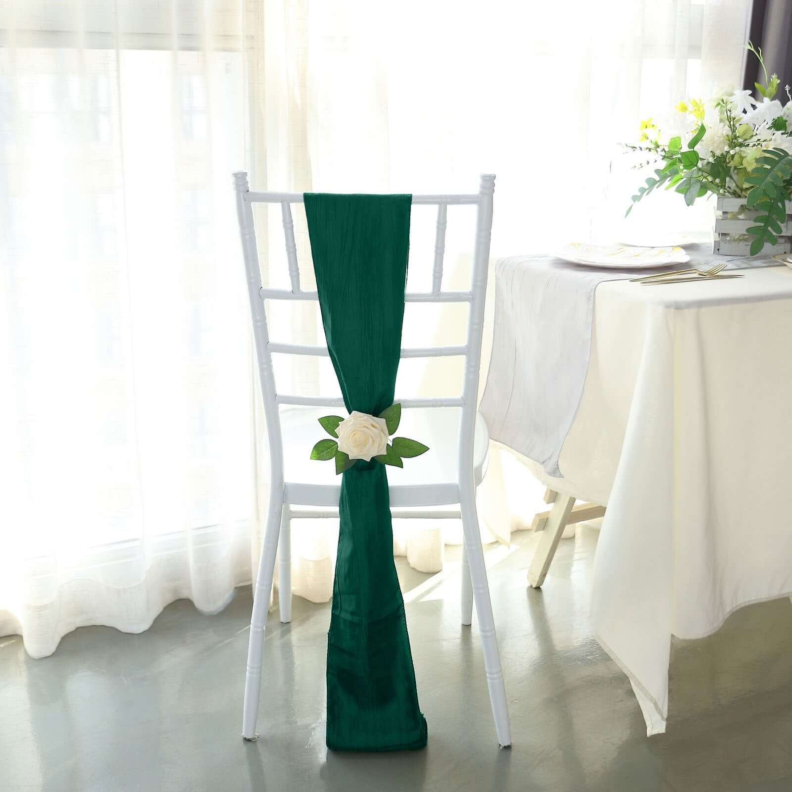 5 Pack Taffeta 6x106 Chair Sashes Hunter Emerald Green Accordion Crinkle Texture - Stylish Decor for Weddings & Gatherings