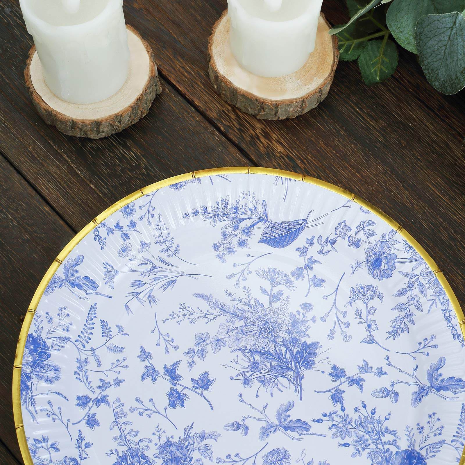 25-Pack Paper 9 Round Dinner Plates in White with Light Blue French Toile Pattern & Gold Rim - Disposable Party Plates for Picnics & Chic Brunches