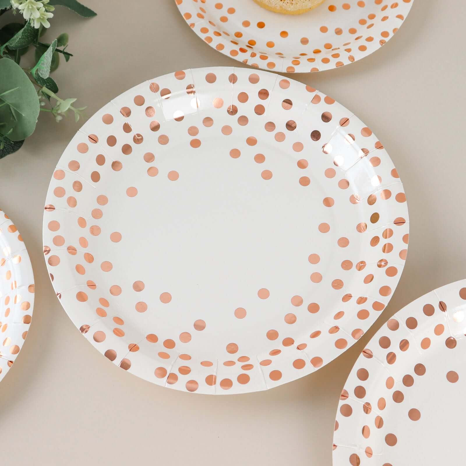 25-Pack Paper Round Dinner Plates 9 White with Metallic Rose Gold Polka Dots - Disposable 300GSM Party Plates for Banquets & Celebrations