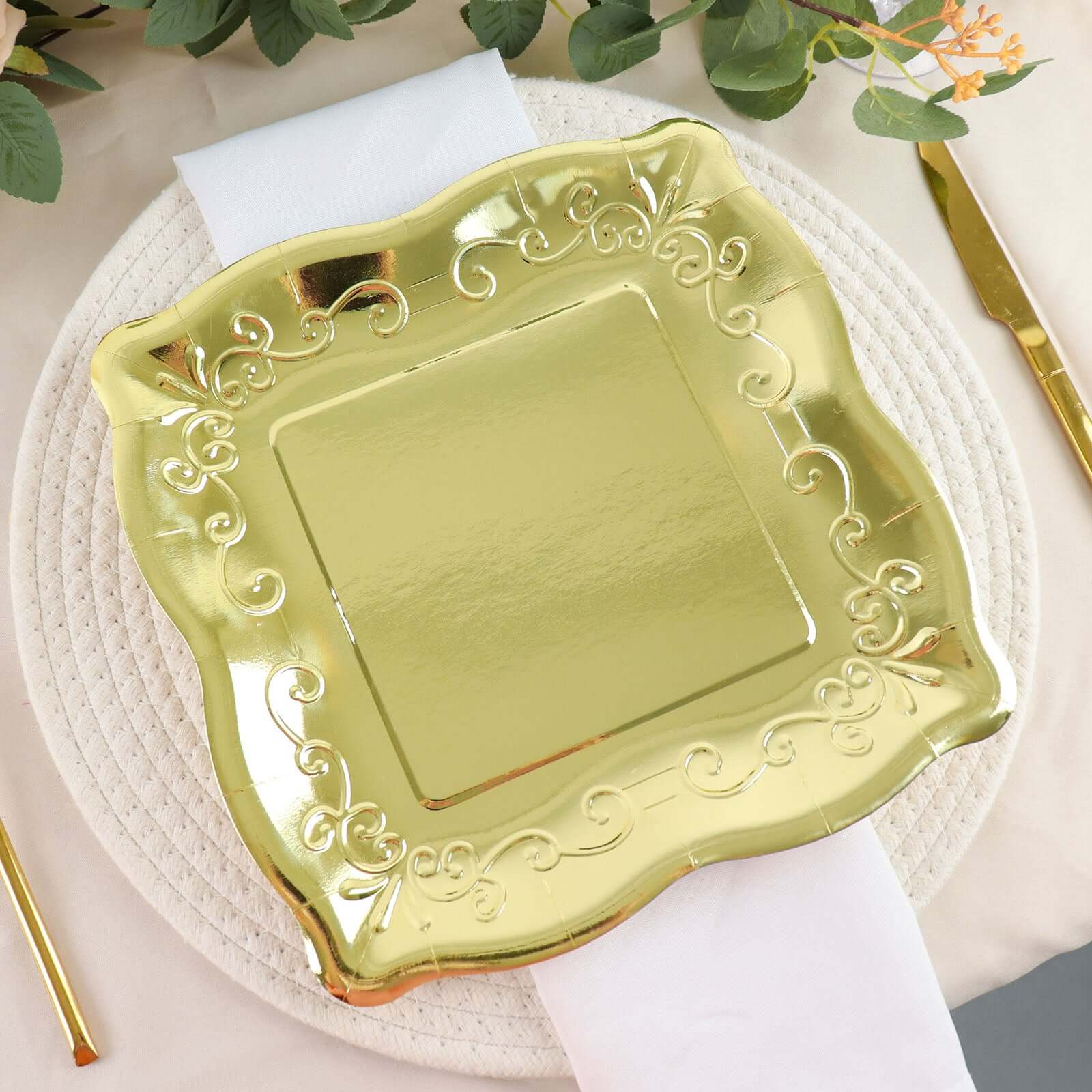 25-Pack Paper 11 Square Dinner Plates in Gold with Vintage Pottery Embossed Design - Shiny Metallic Disposable Serving Plates for Glamorous Dinners & Events