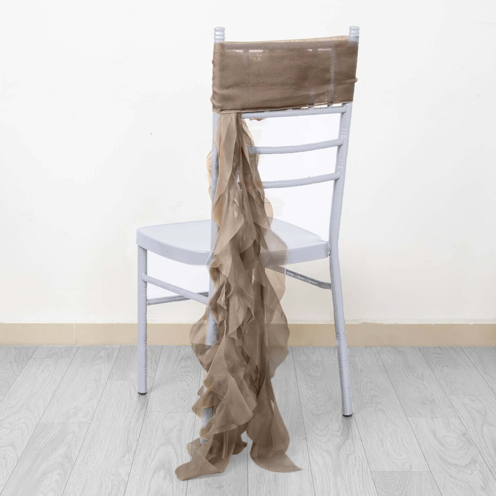 1 Set Chiffon Hoods Chair Sashes with Willow Ruffles Design Taupe - Stylish Chair Bow Decor