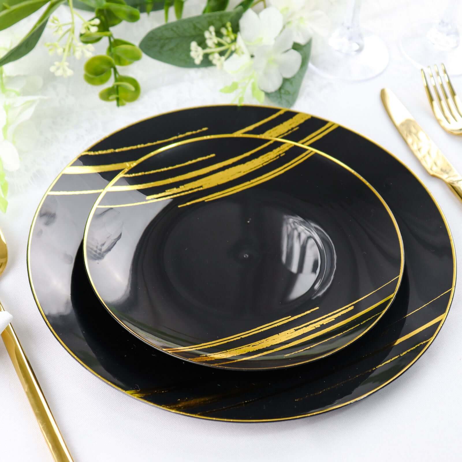 10-Pack Plastic 7 Round Dessert Plates in Black with Gold Brush Stroked Print - Disposable Appetizer Salad Plates for Modern Themed Events & Banquets