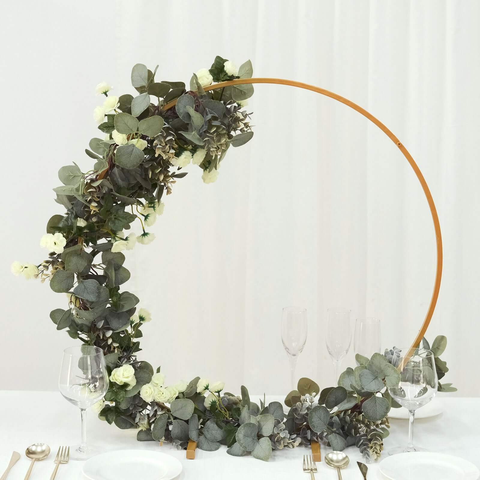 28 Gold Metal Round Hoop Wedding Centerpiece, Self Standing Table Floral Wreath Frame