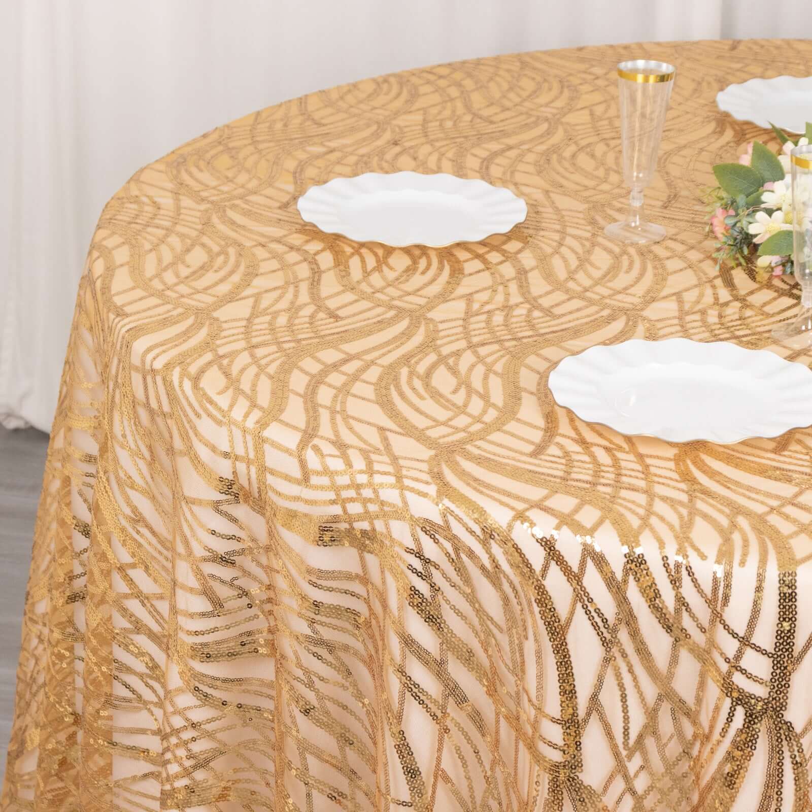 Sequin Mesh 120 Round Tablecloth Gold - Seamless Wave Embroidered Design for Stylish Events