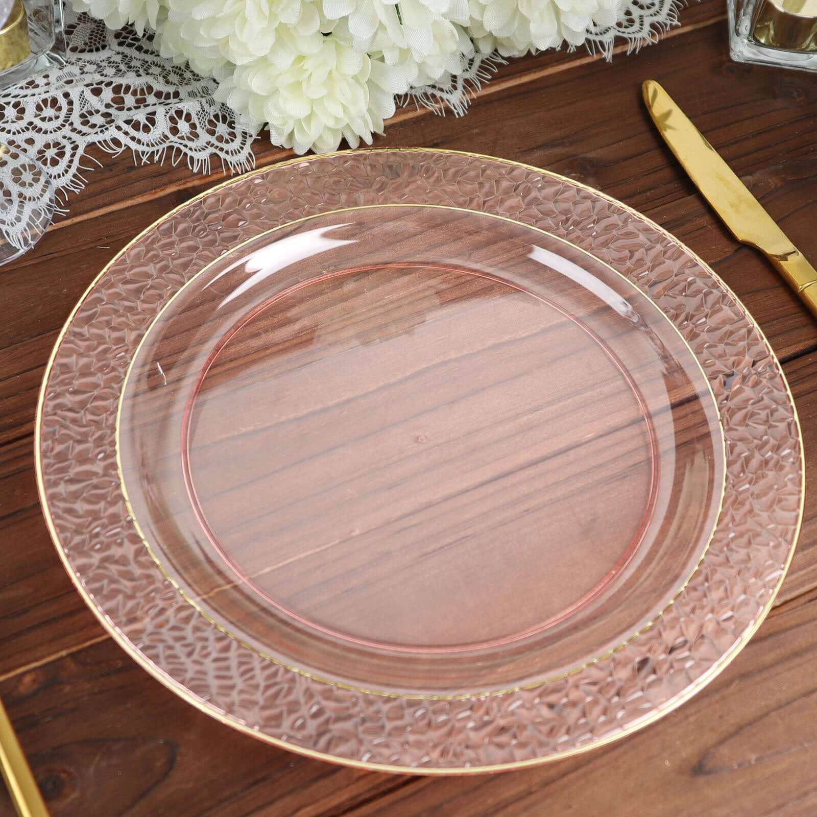 10-Pack Plastic 10 Round Dinner Plates in Blush Hammered Design with Gold Rim - Disposable Party Plates for Chic Banquets & Special Occasions