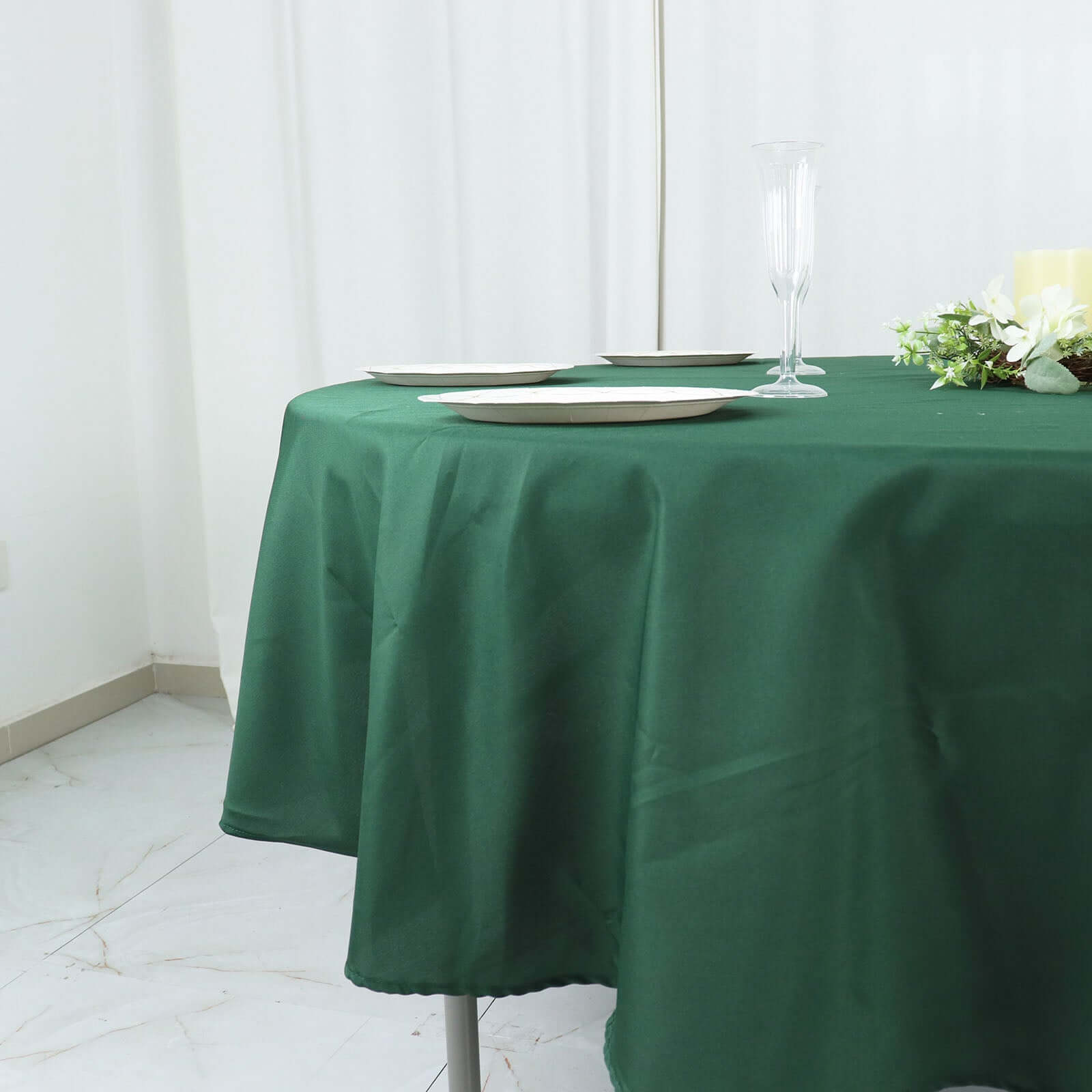 Polyester 90 Round Tablecloth Hunter Emerald Green - Stain & Wrinkle-Resistant Table Cover